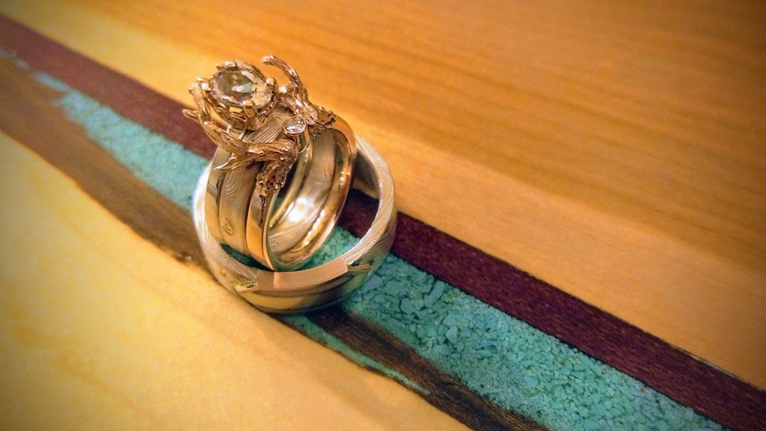 darvier-rose-gold-mokume-antler-morganite-diamond-wedding-set.jpg