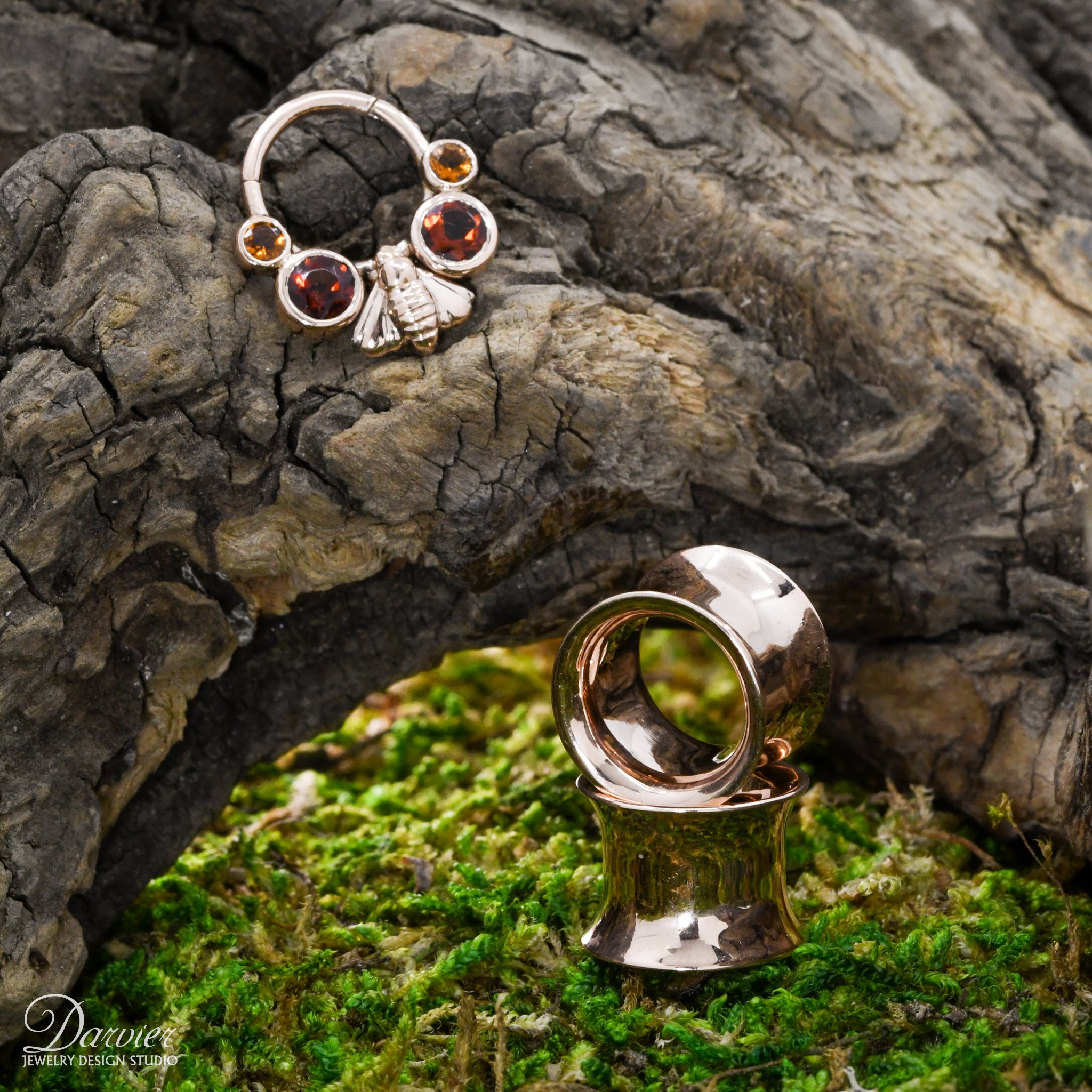 Buzzing with excitement over these one-of-a-kind body jewelry pieces! 🐝✨ Check out this custom septum ring with an adorable bee &amp; citrines, plus some bold rose gold flared plugs that are pure 🔥. Who else is loving these rose gold vibes?  #BodyJ