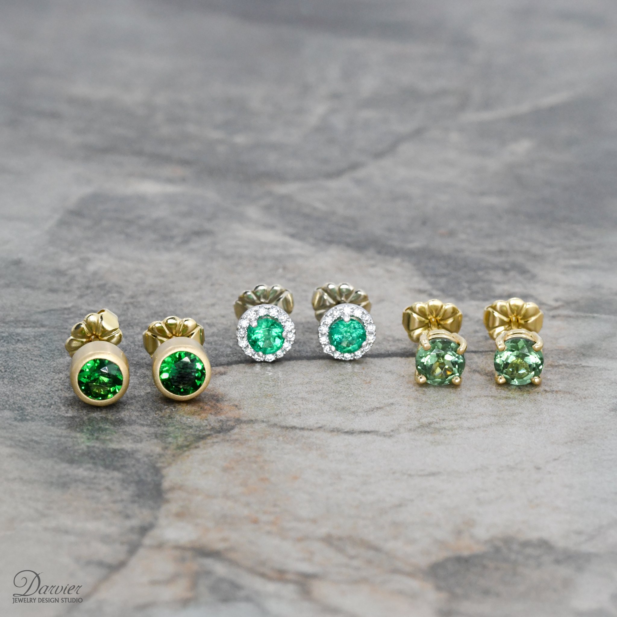 Hey Rams! 🐏  You crushed it! Celebrate your amazing achievement with a touch of gold and green -- you've earned it! 💚💛 #ColoradoStateUniversity #CSU #Classof2024 #CSUGraduation #RamsAlumni #GreenAndGold #FortCollinsStyle #DarvierJewelry  #Tsavorit