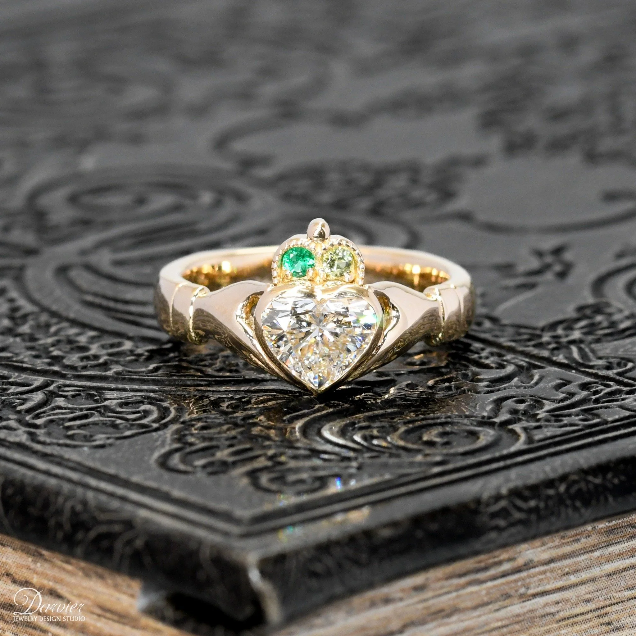 March is Irish-American Heritage Month, so we want to take a moment to celebrate one of the most iconic Irish symbols: the Claddagh. ☘️✨

The Claddagh originates from a small fishing village in Galway and became a strong symbol of identity for Irish 