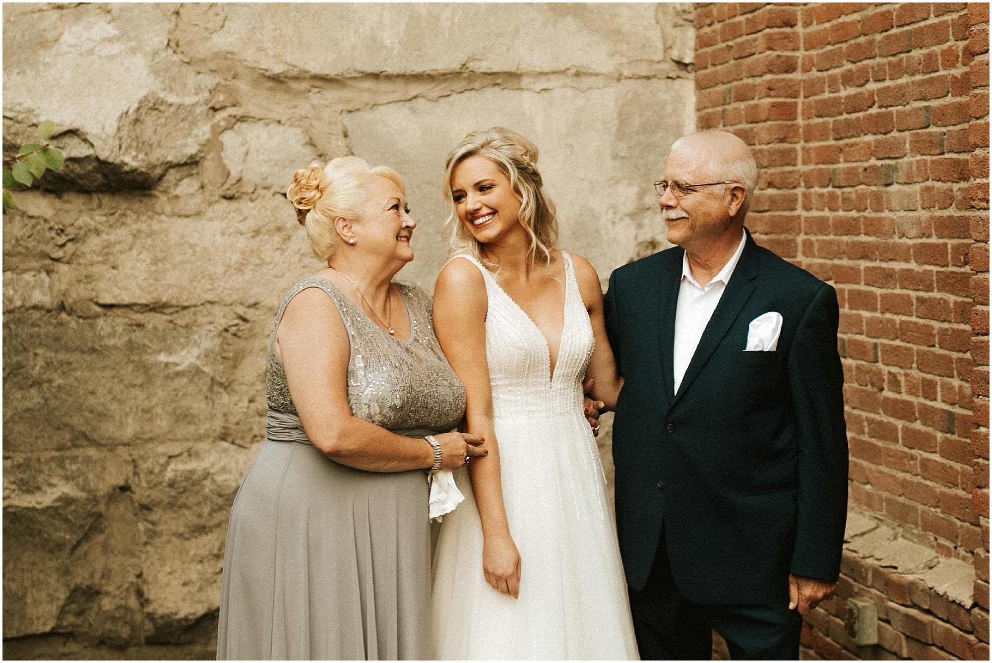 Chateau Rive Spokane Wedding Cassie Trottier Photography1011.jpg