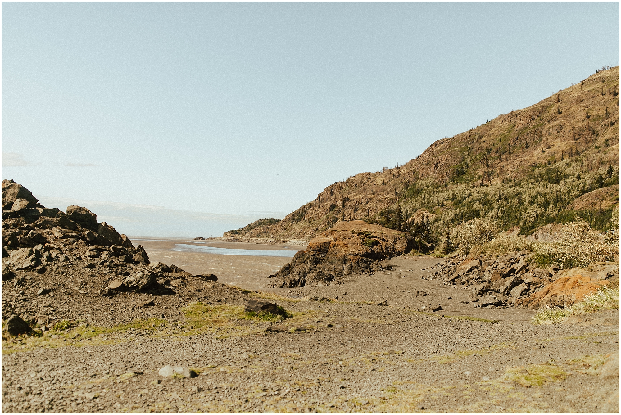 Beluga Point Alaska Lovers_Cassie Trottier Photography1060.jpg