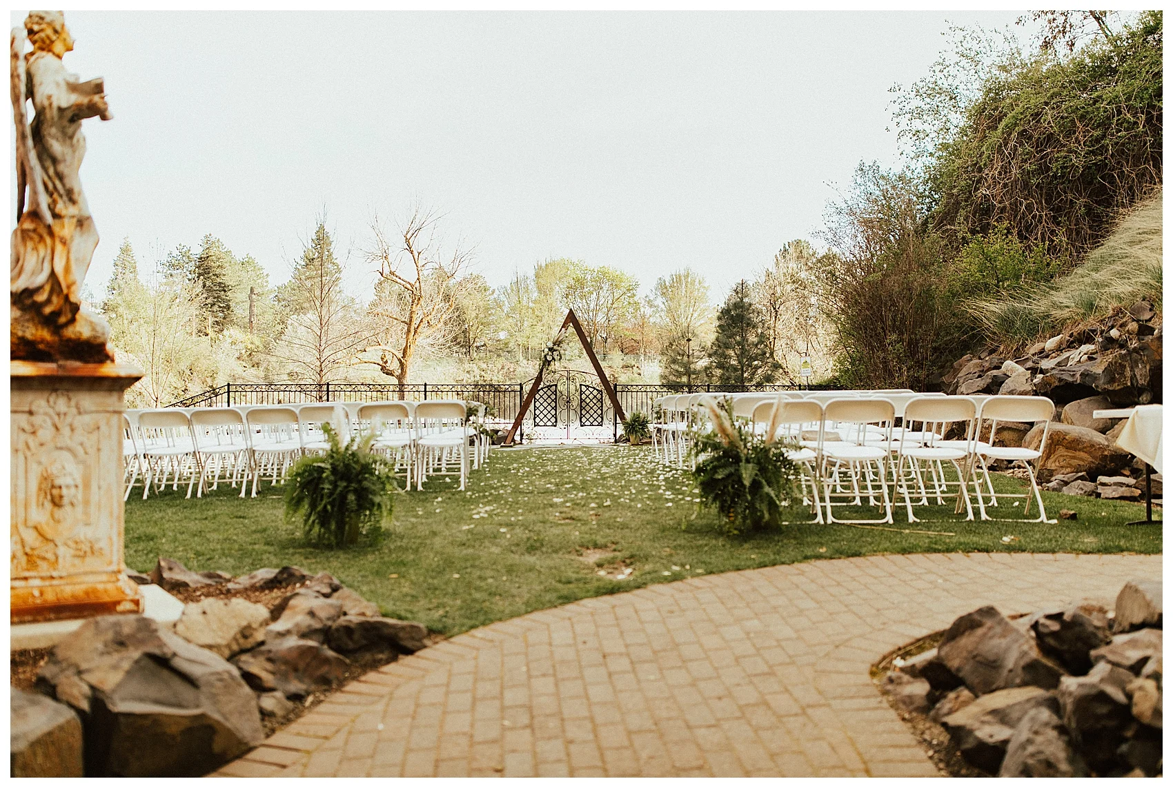 Chateau Rive Spokane Wedding Cassie Trottier Photography01100.jpg