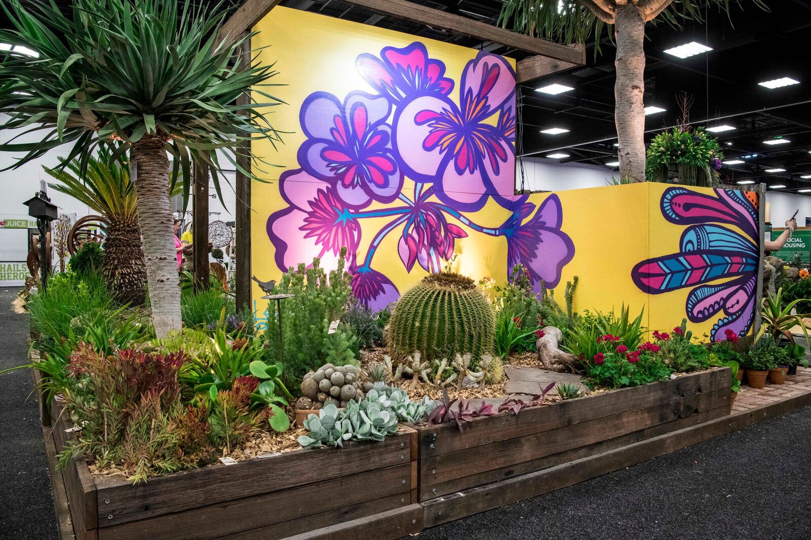Feature Garden by Tim Harper . Artwork by Leah Grant. Photo by Photo by bianca de marchi photography .