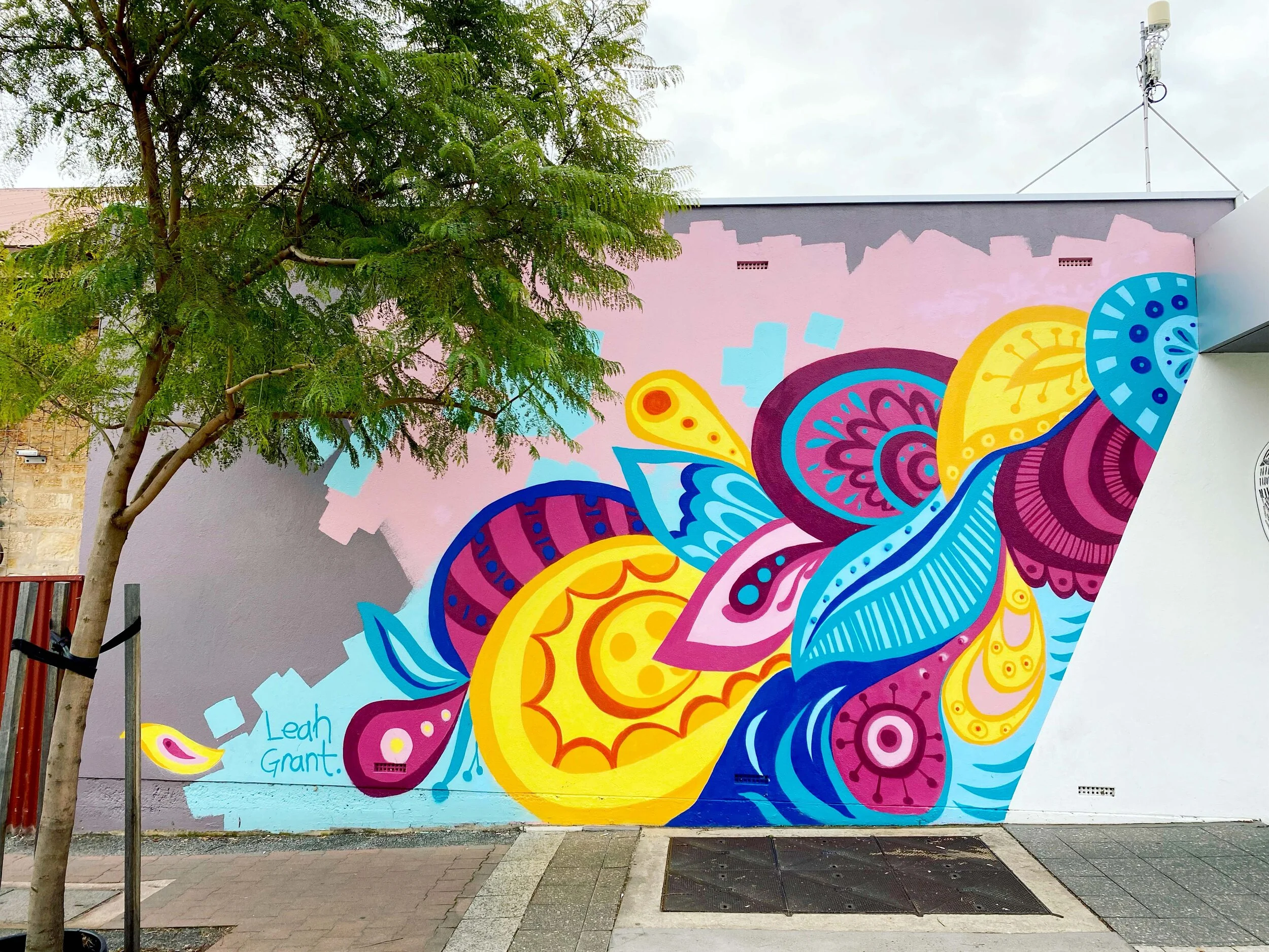 Prospect Mural on Myrtle Street by Leah Grant.