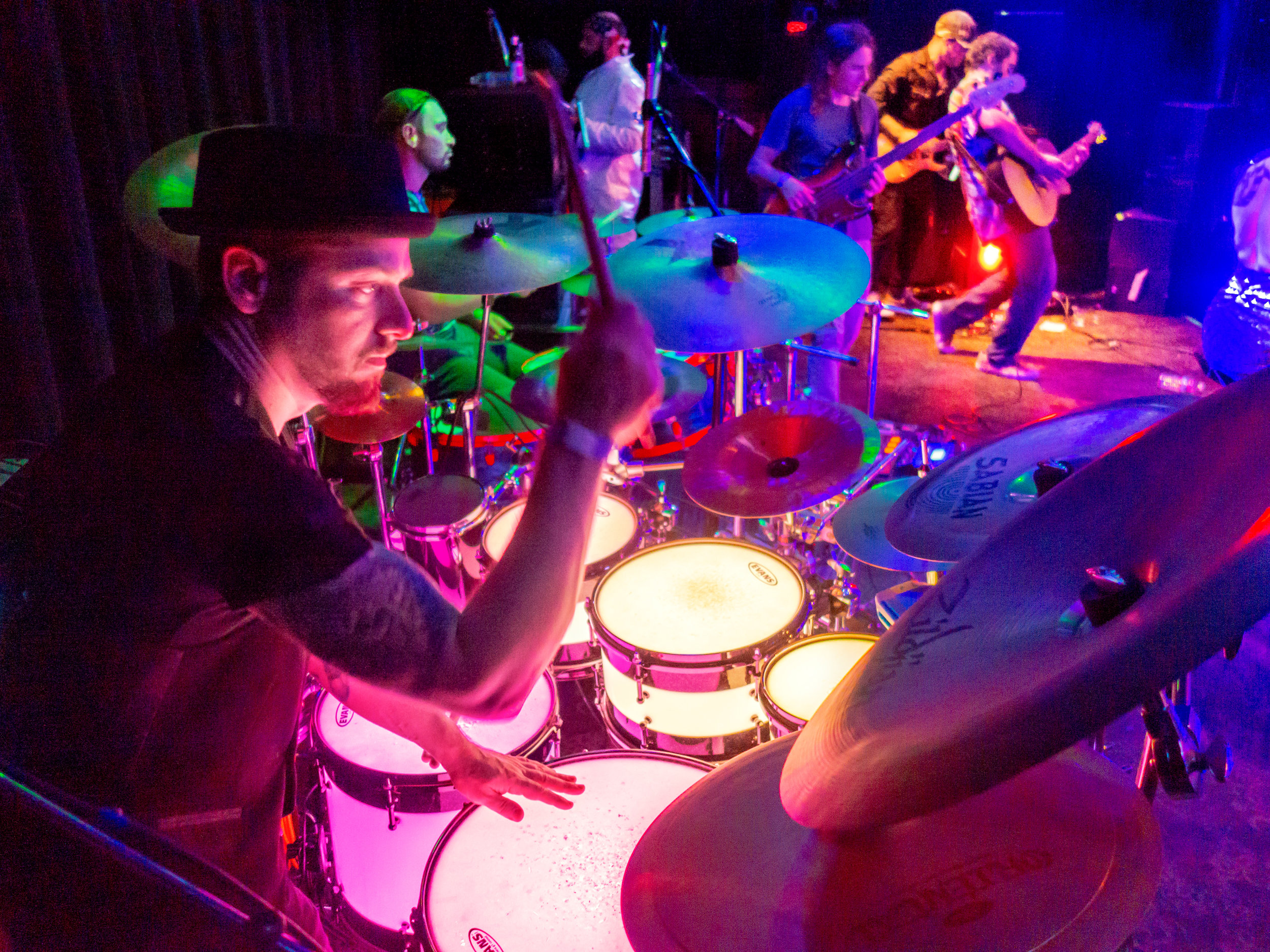 Slims-Swoon-9-7-2018-GregGutbezahl-052.jpg