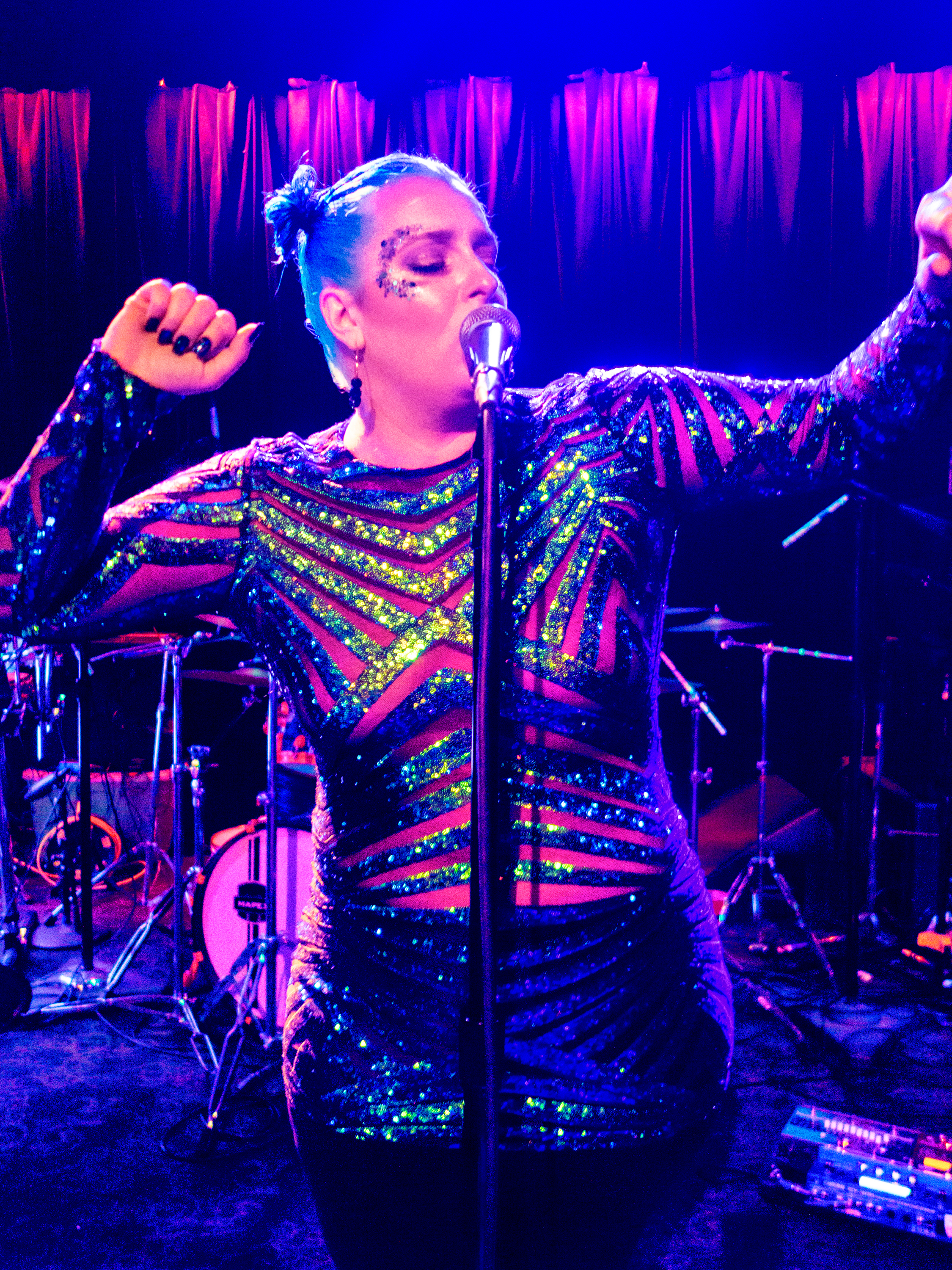 Slims-Swoon-9-7-2018-GregGutbezahl-004.jpg