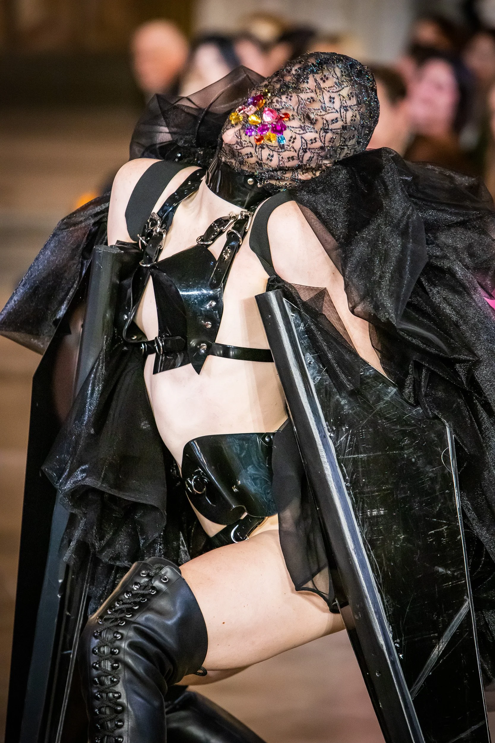 2023-02-LFW-FashionsFinest-Hellavagirl-GregGUTBEZAHL-066.jpg