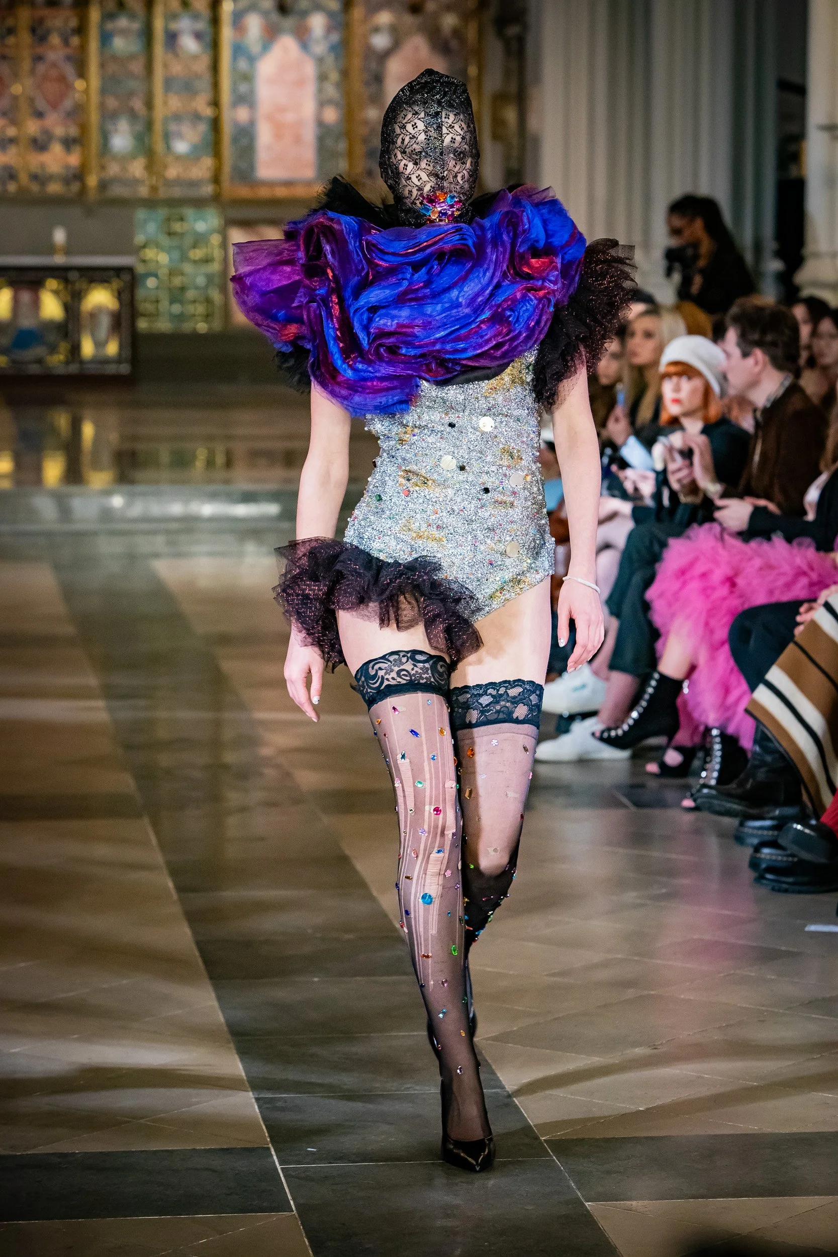 2023-02-LFW-FashionsFinest-Hellavagirl-GregGUTBEZAHL-415.jpg