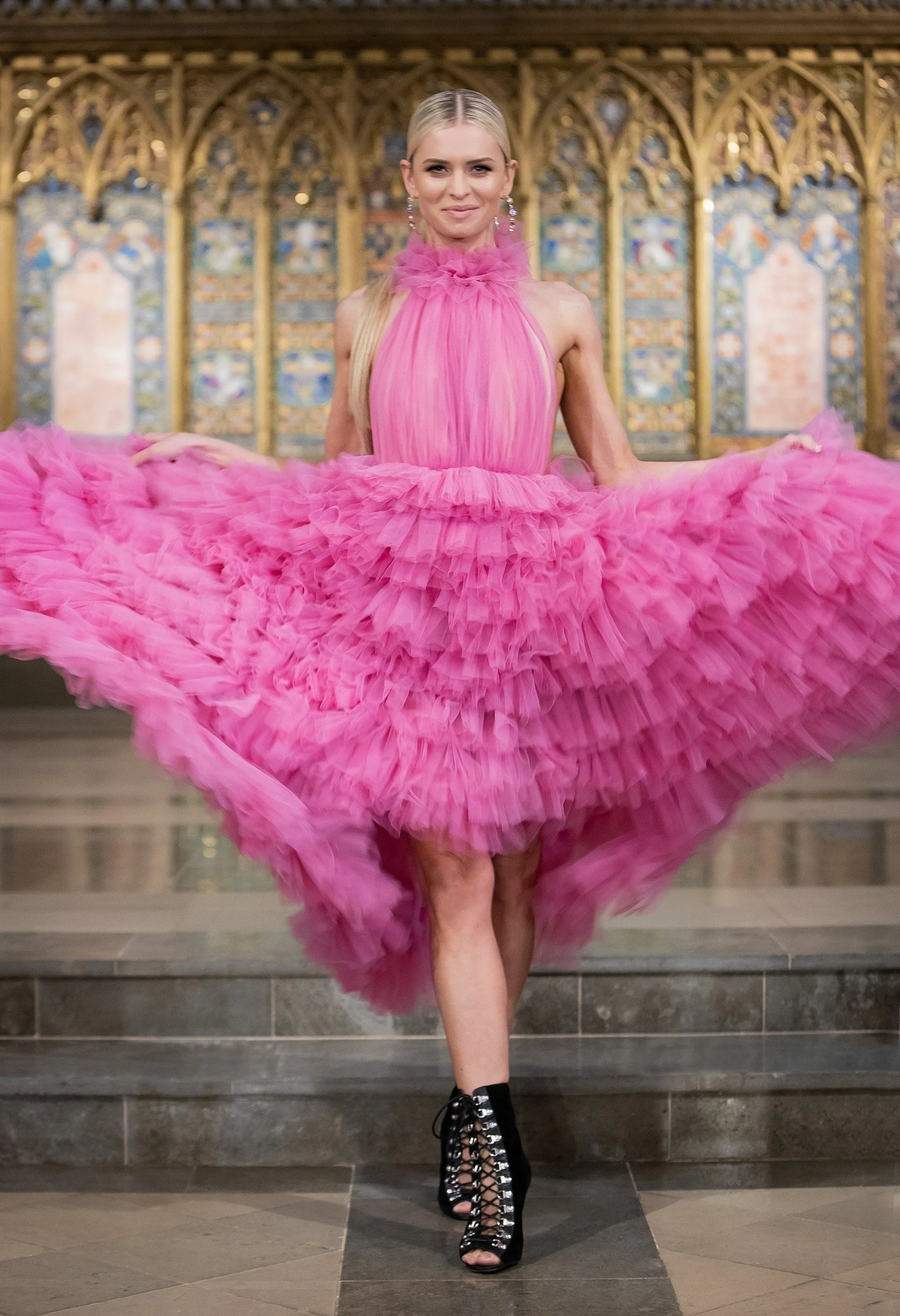 2023-02-LFW-FashionsFinest-Audience-GregGUTBEZAHL-072.jpg