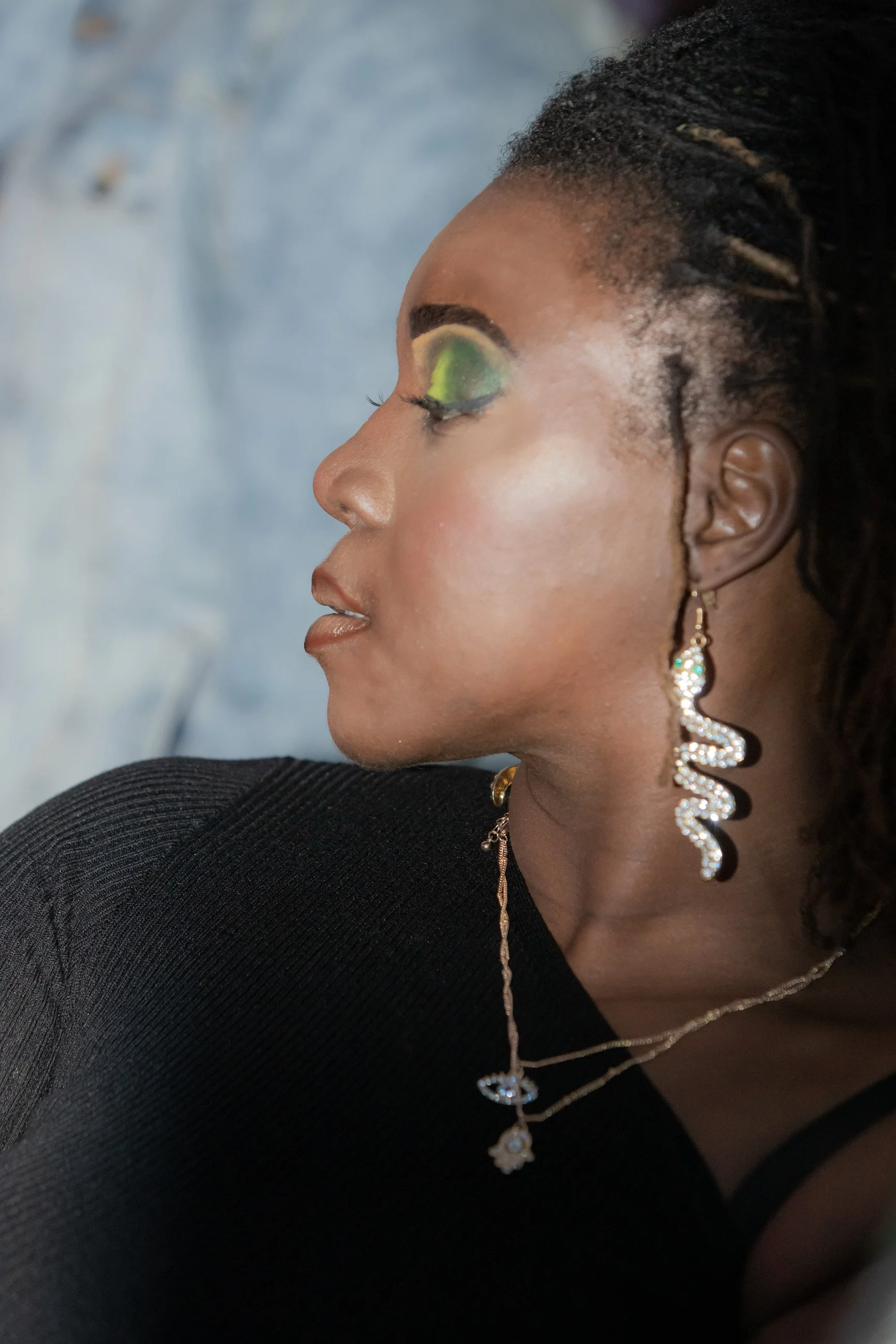 2022-11-FASHION-Dallas Society-FW-BTS-GregGutbezahl-060.jpg