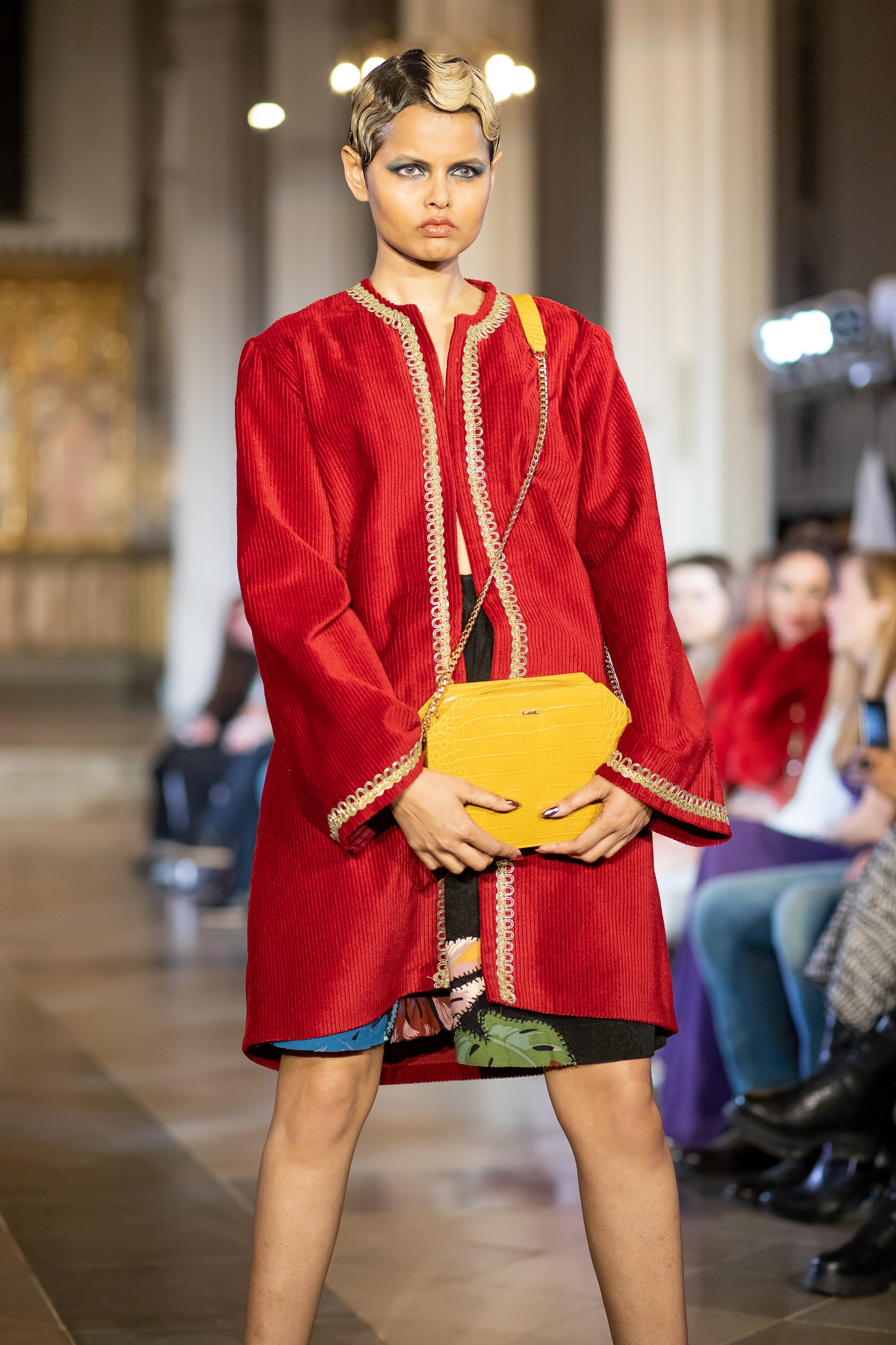 2022-02-LFW-FashionsFinestUK-05-Carat2e3-Zarya Azadi-GregGutbezahl-055.jpg