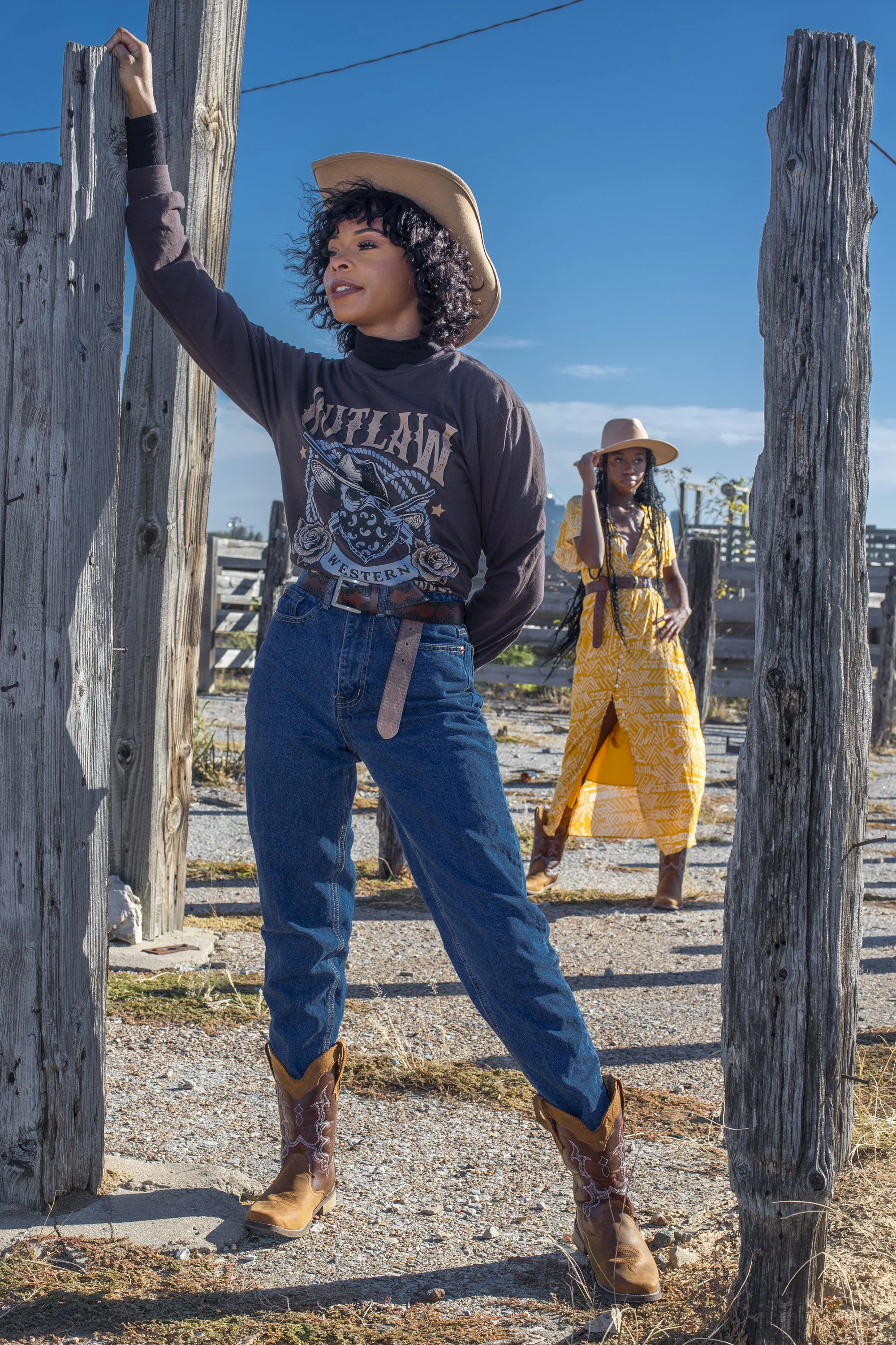 2021-11-JordanNoelle-Liz-Stockyards-GregGutbezahl-041.jpg