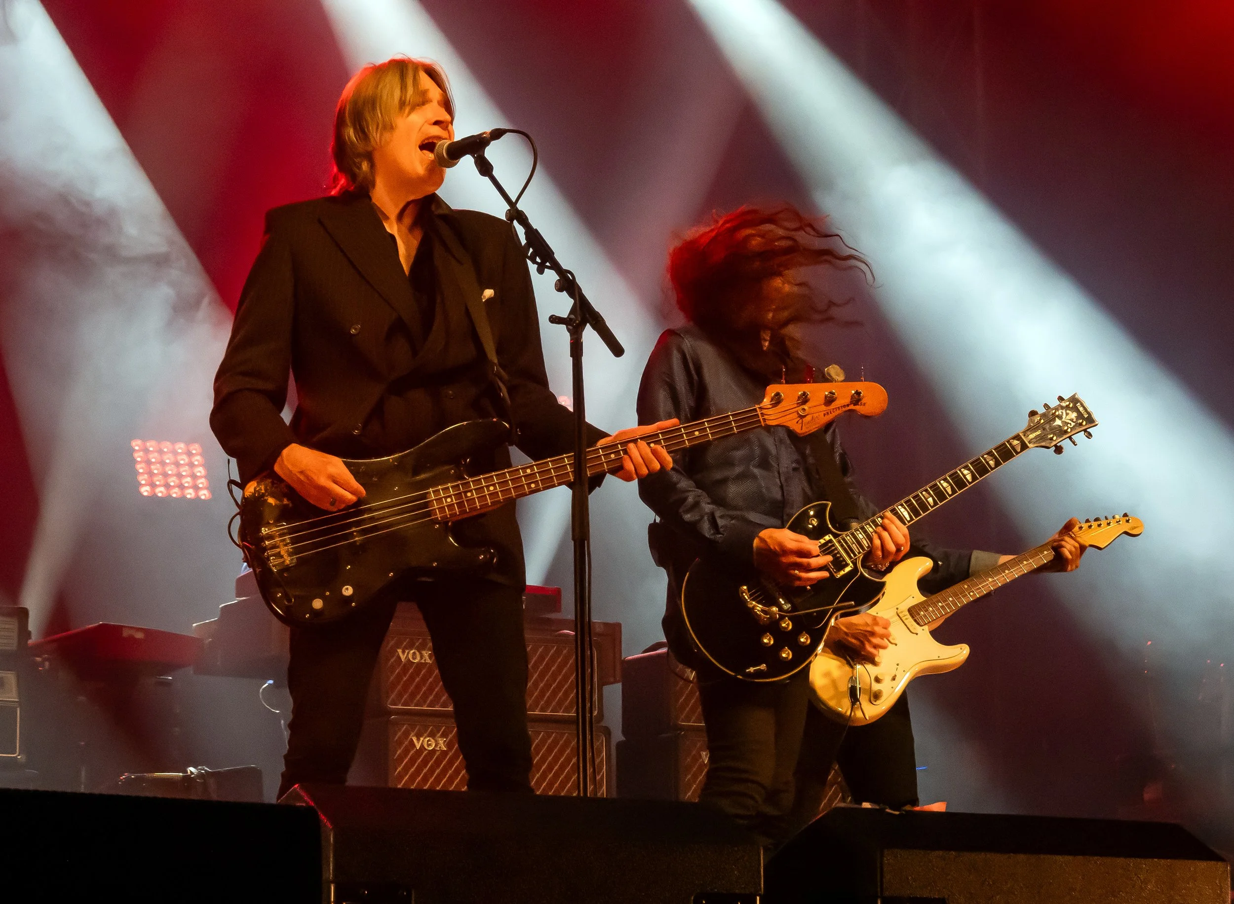 2025-06-QueensPark-Del Amitri-GregGutbezahl-081.jpg