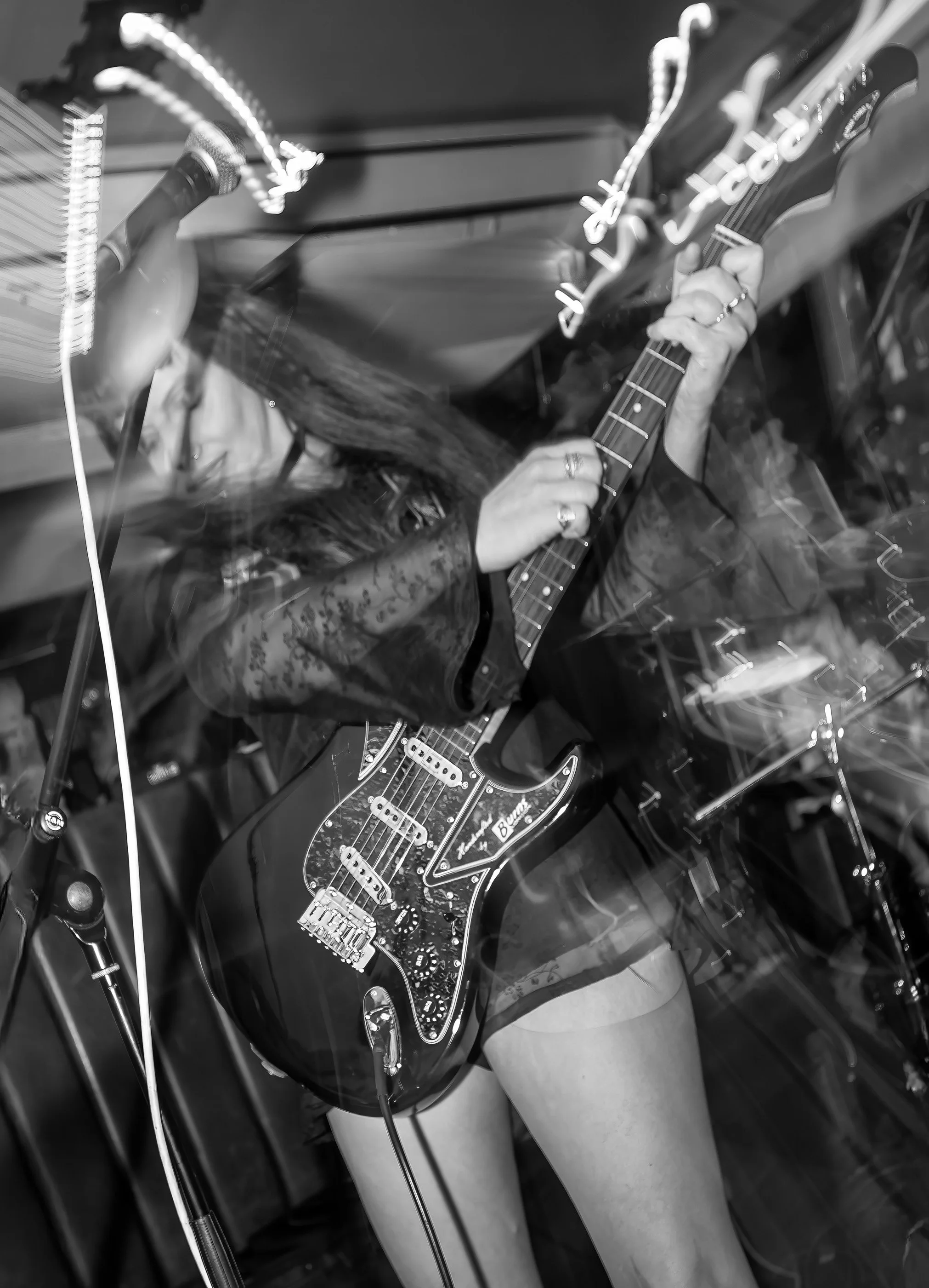 2025-05-BlocGLA-LostAngels-GregGutbezahl-014-BW.jpg