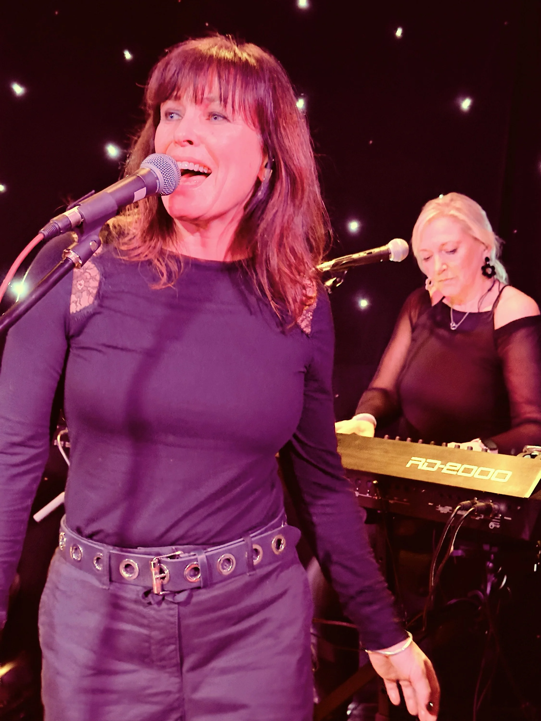 2023-12-MarkBirthday-JohnAndBand-GregGutbezahl-054.jpg