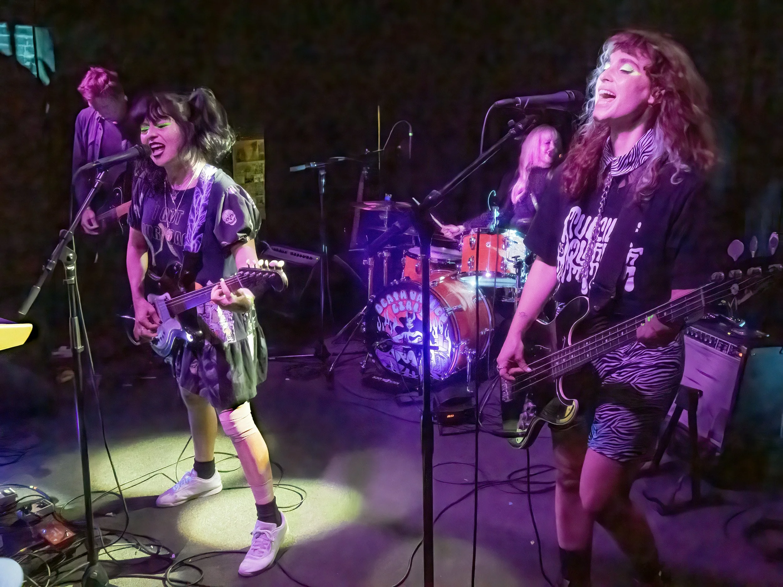 2022-08-Denton-DeathValleyGirls-GregGutbezahl-413.jpg