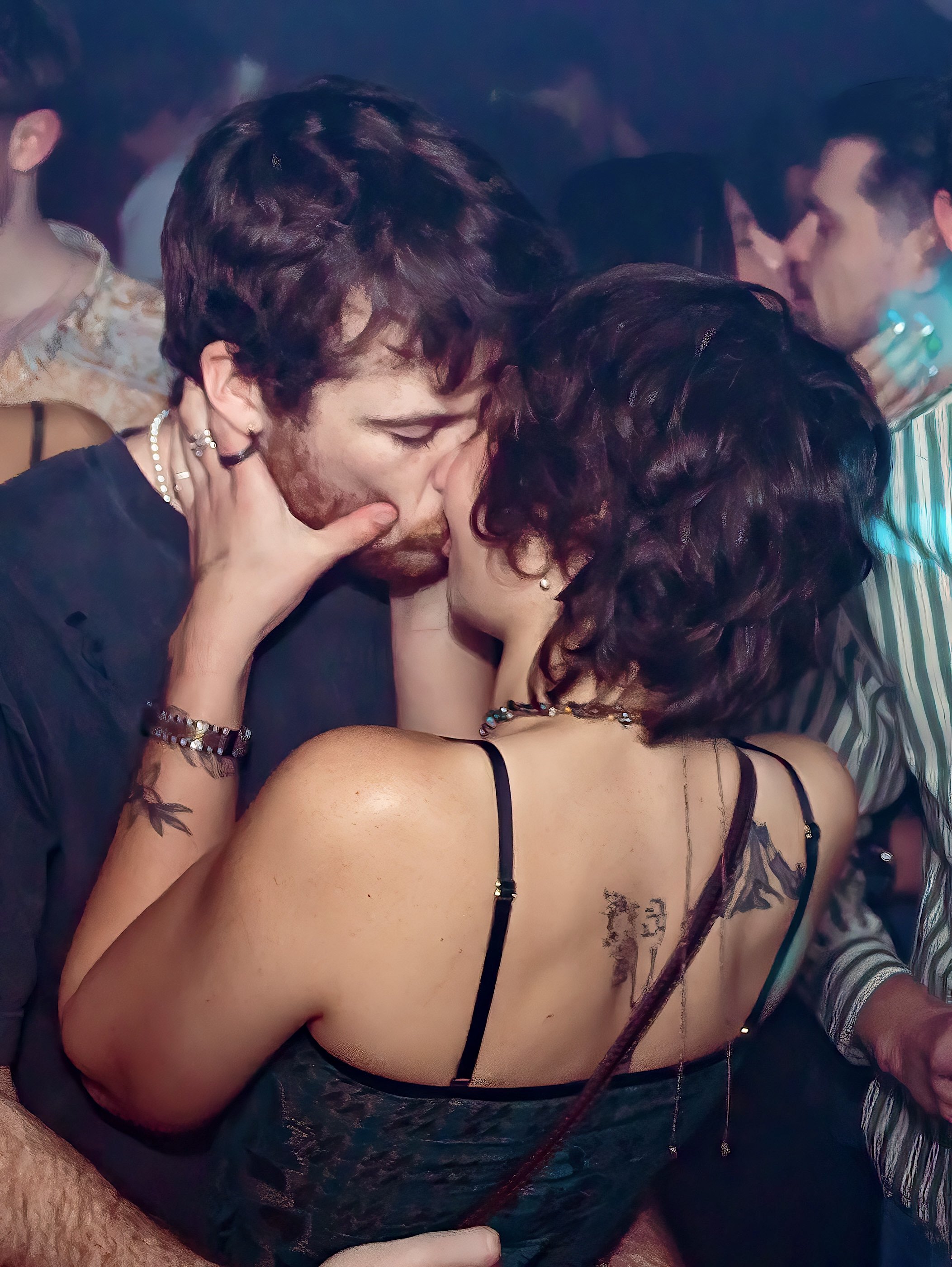 2023-12-BerkeleySuite-NYE-GregGutbezahl-074.jpg