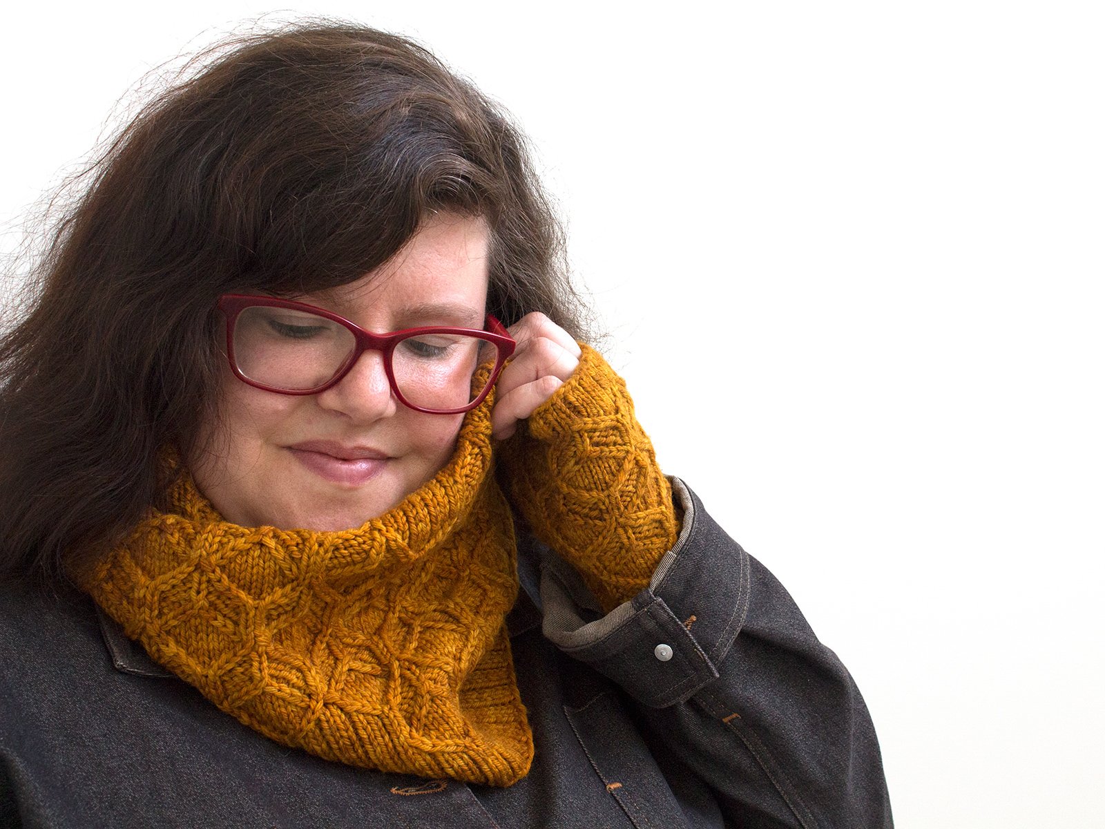 Beeswax Cowl — Baroque Purls