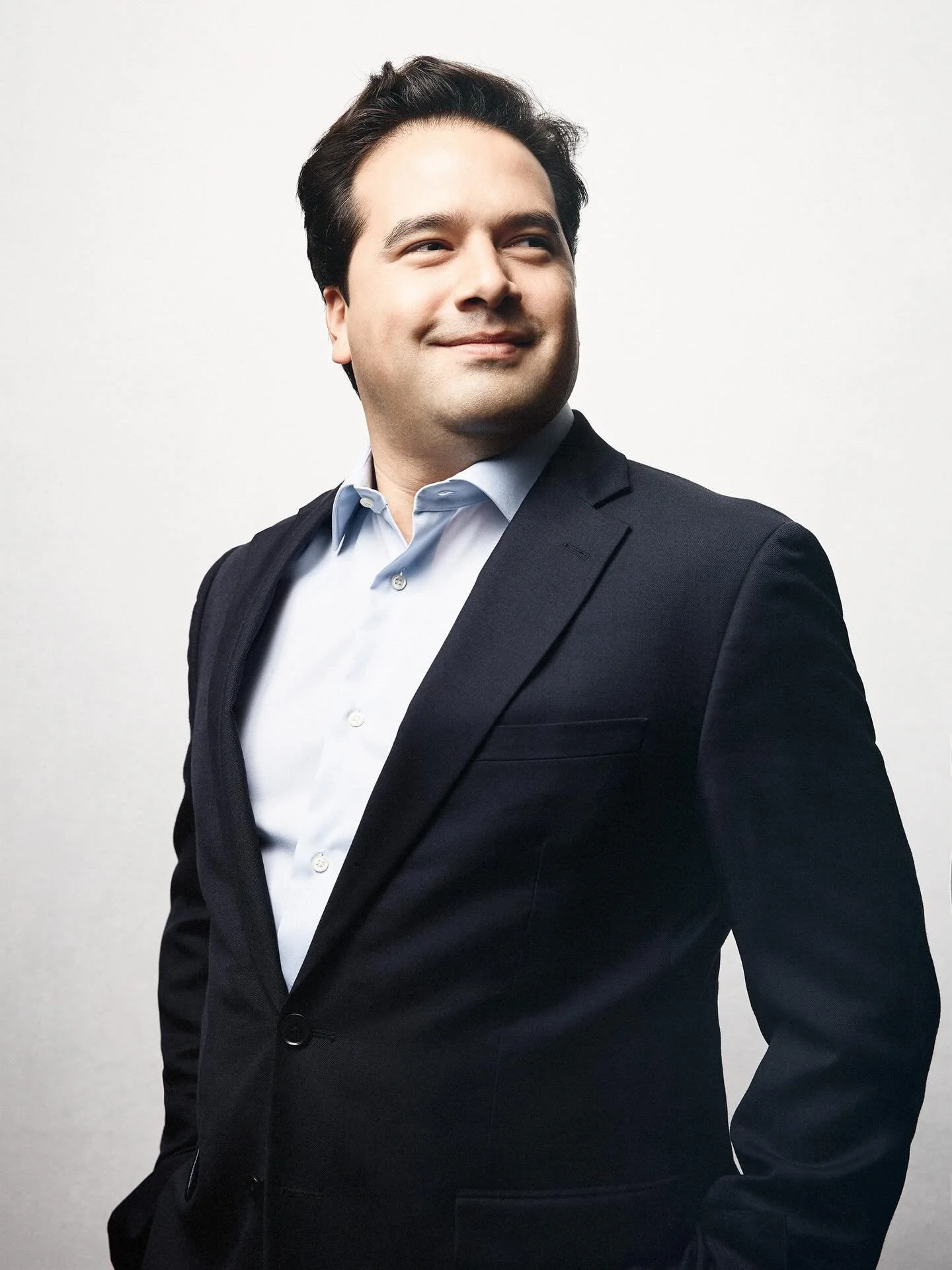 I would like to wish everyone a Happy New Year. 

Music, though multifaceted and varied in the emotions and subjects it covers, ultimately is an art form of collaboration &amp; empathy. 

We musicians must emphatically try to understand a composer, a