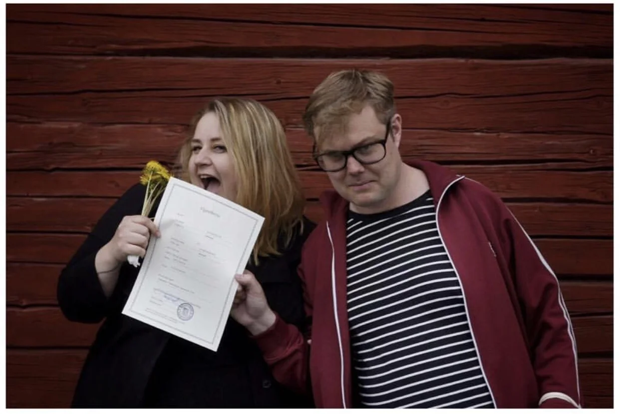 Vill ni läsa hur vår bröllopsdag såg ut, så läs detta inlägg .