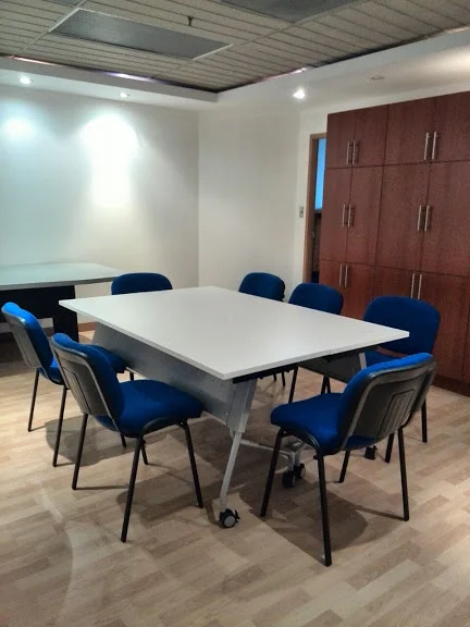 mesas de trabajo.jpeg