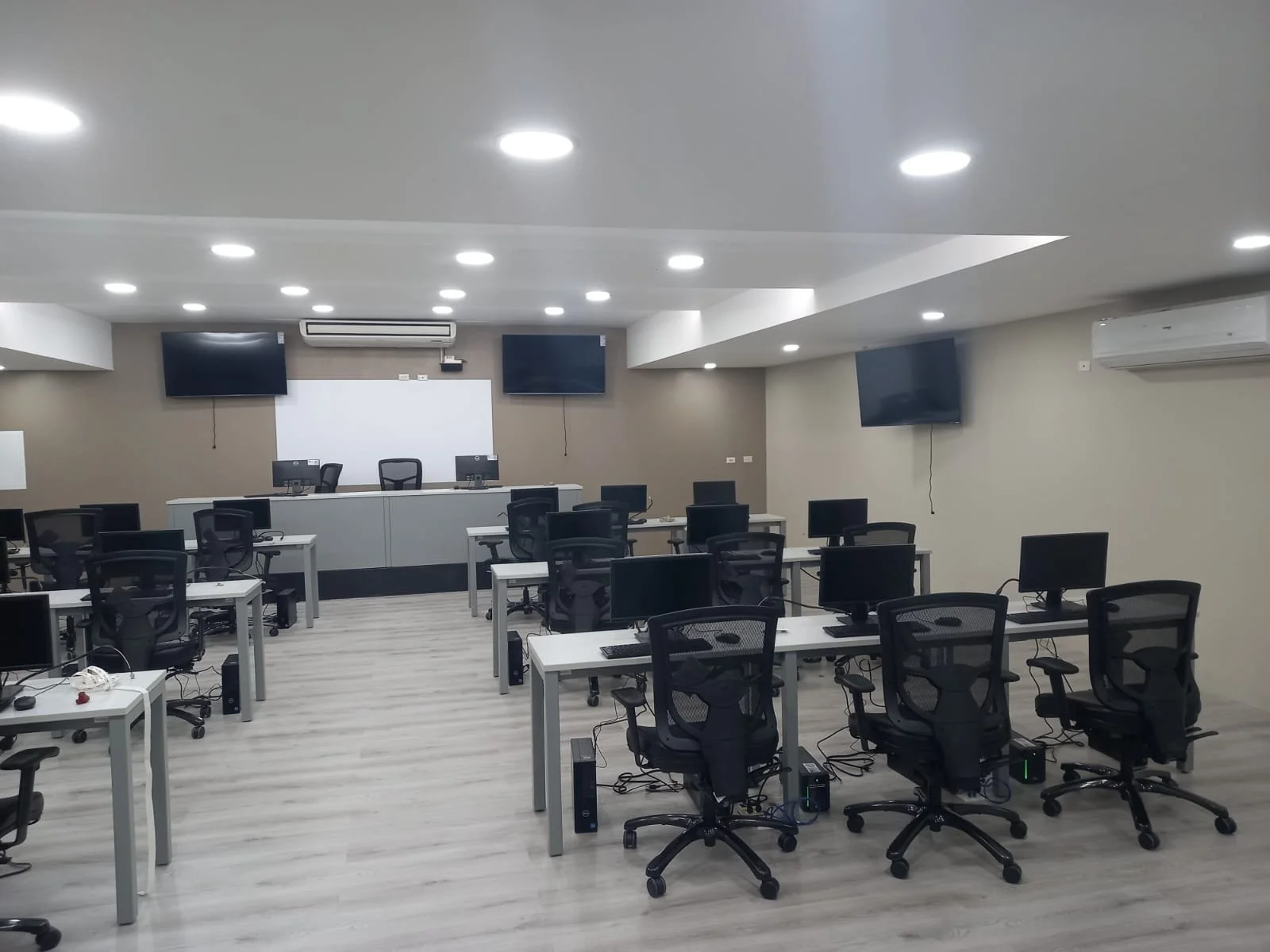 WhatsApp Image 2023-06-23 at 12.34.47 PM.jpeg