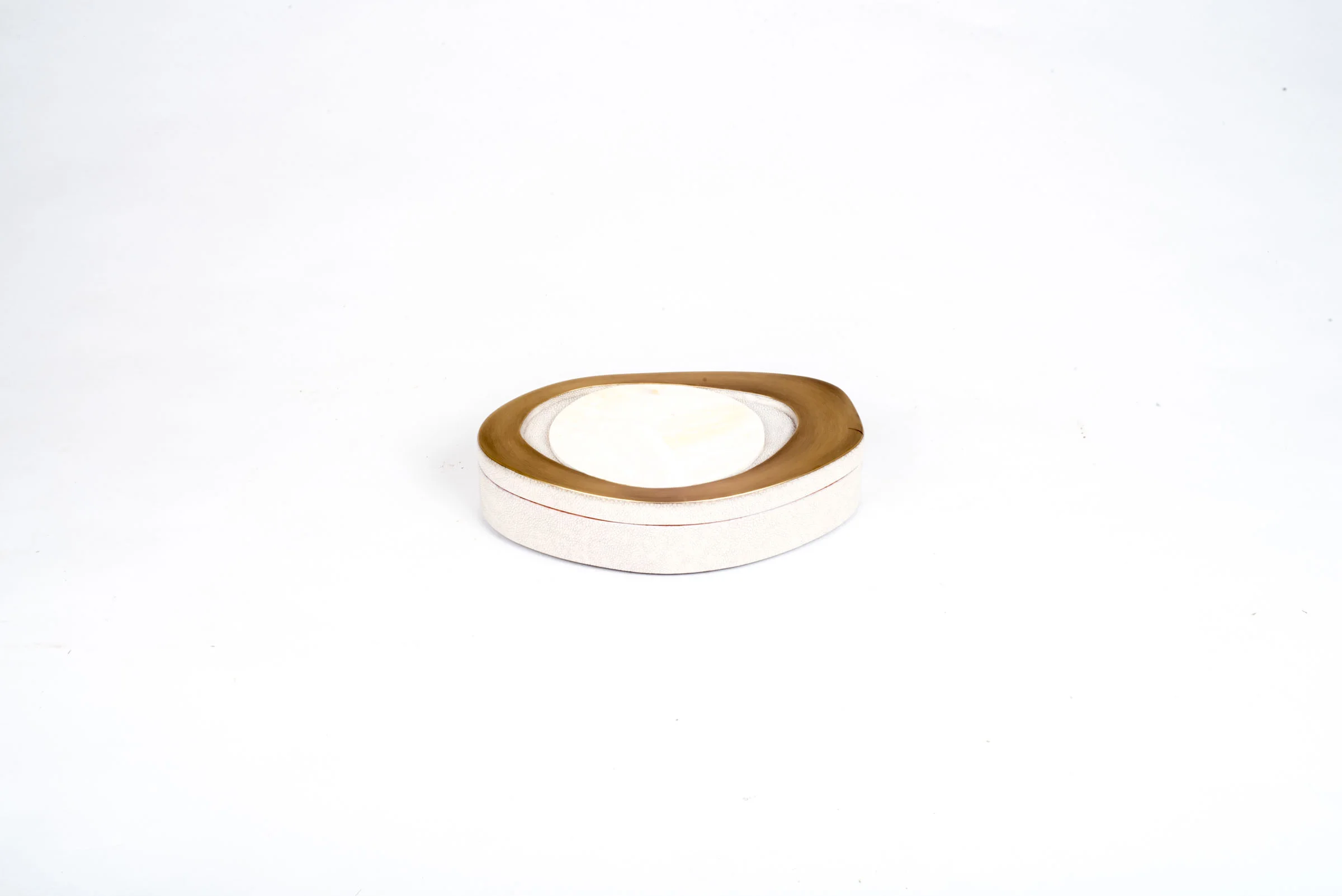 B46L-D1-KAB-V4-Product-shop-R&Y-Augousti-Texture-Shagreen-Shell-Interior-Decor-Accesories-Furniture.jpg