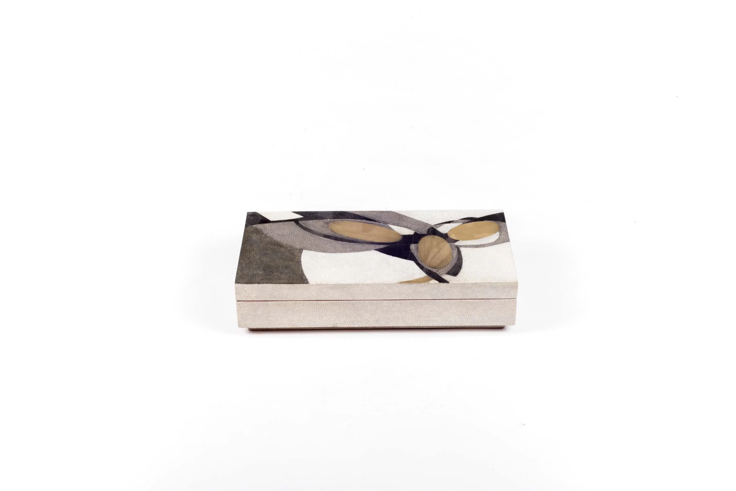 Lunar Dark Box L