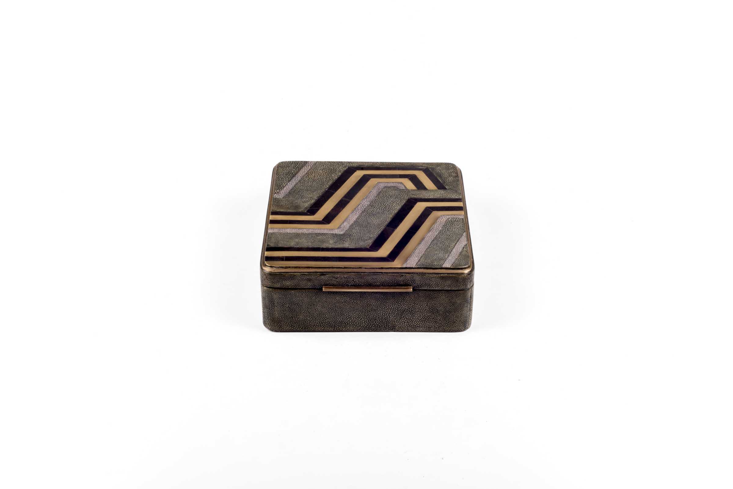 JB79-D153-V4-Product-shop-R&Y-Augousti-Texture-Shagreen-Shell-Interior-Decor-Accesories-Furniture.jpg