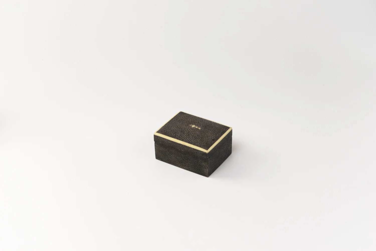 Curved Top Box S