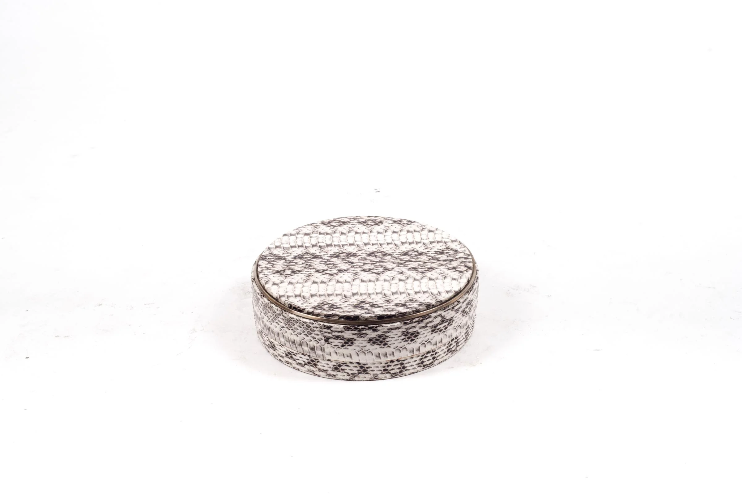 Metal Framed Round Box L