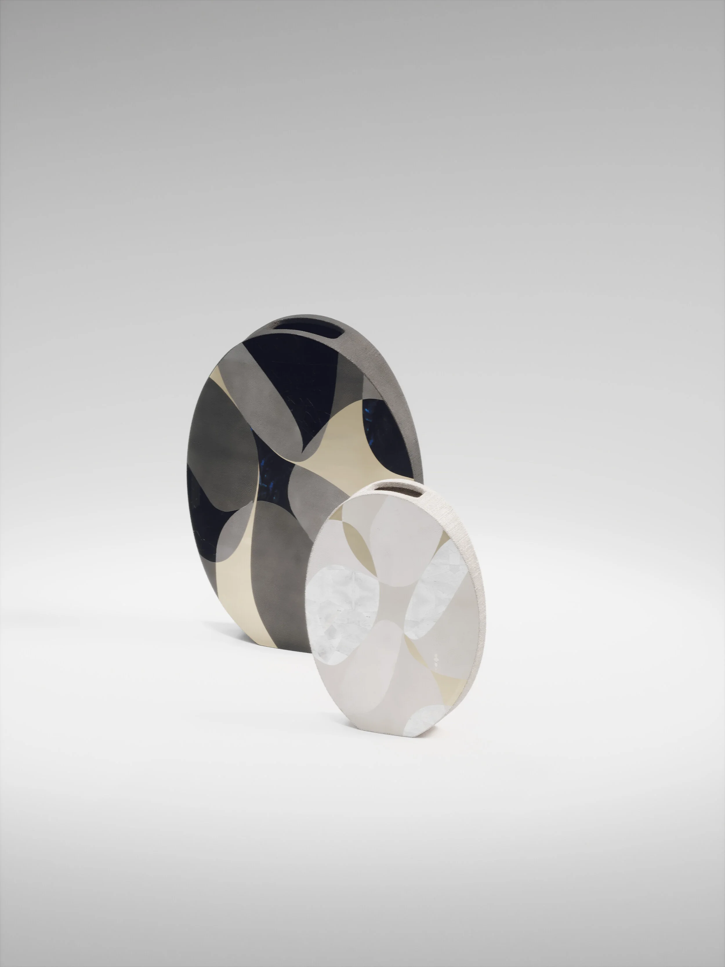 Dancing Peacock Oval Vase