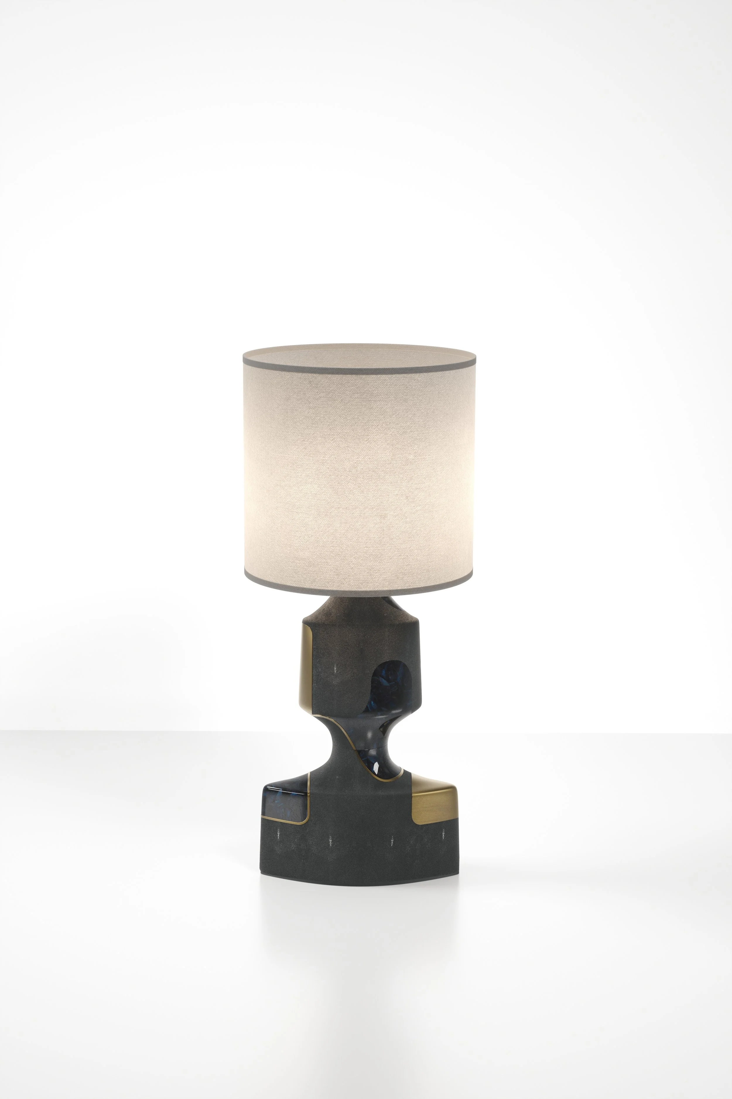 TABLE LAMPE 1560000.jpg