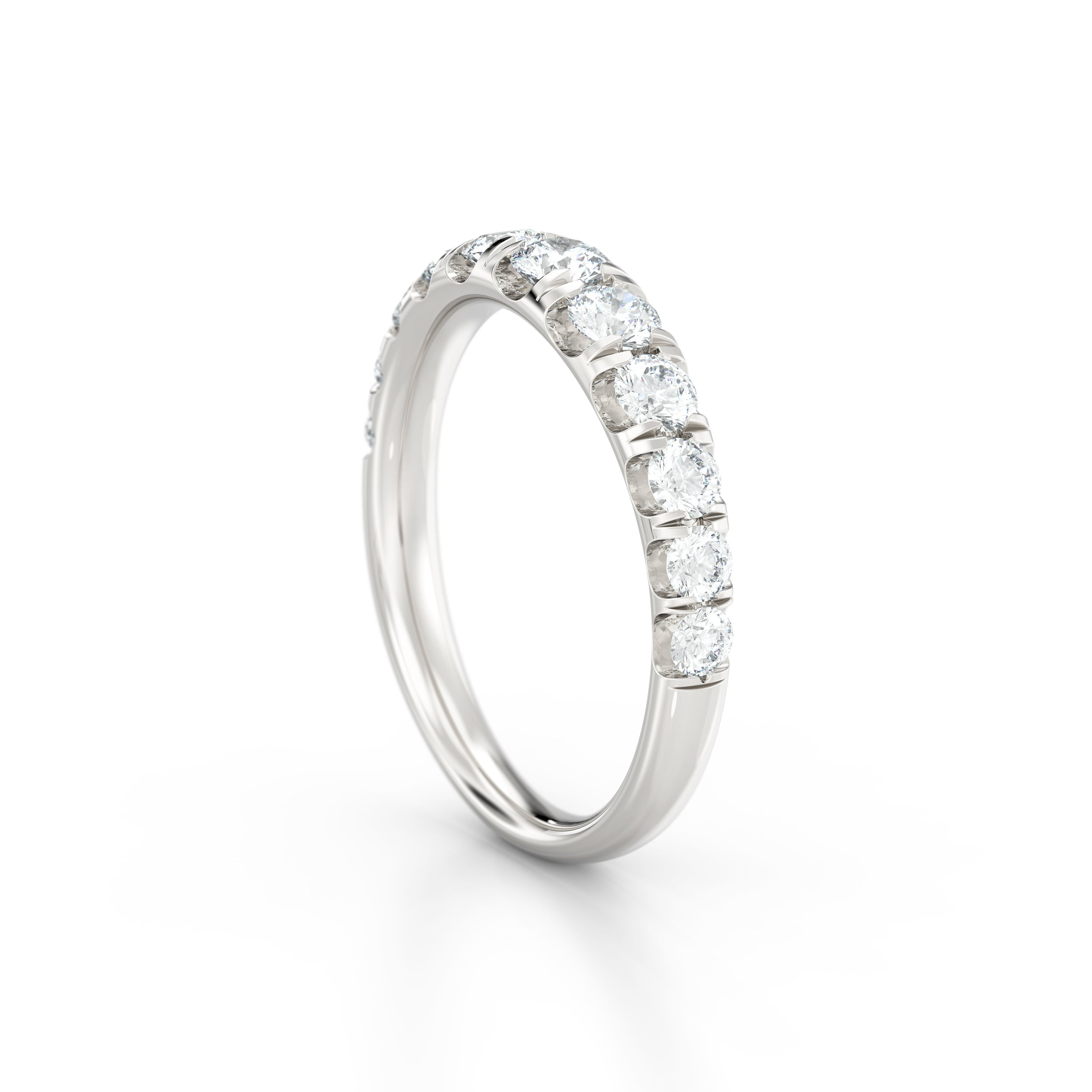 Tapering shared claw eternity ring 