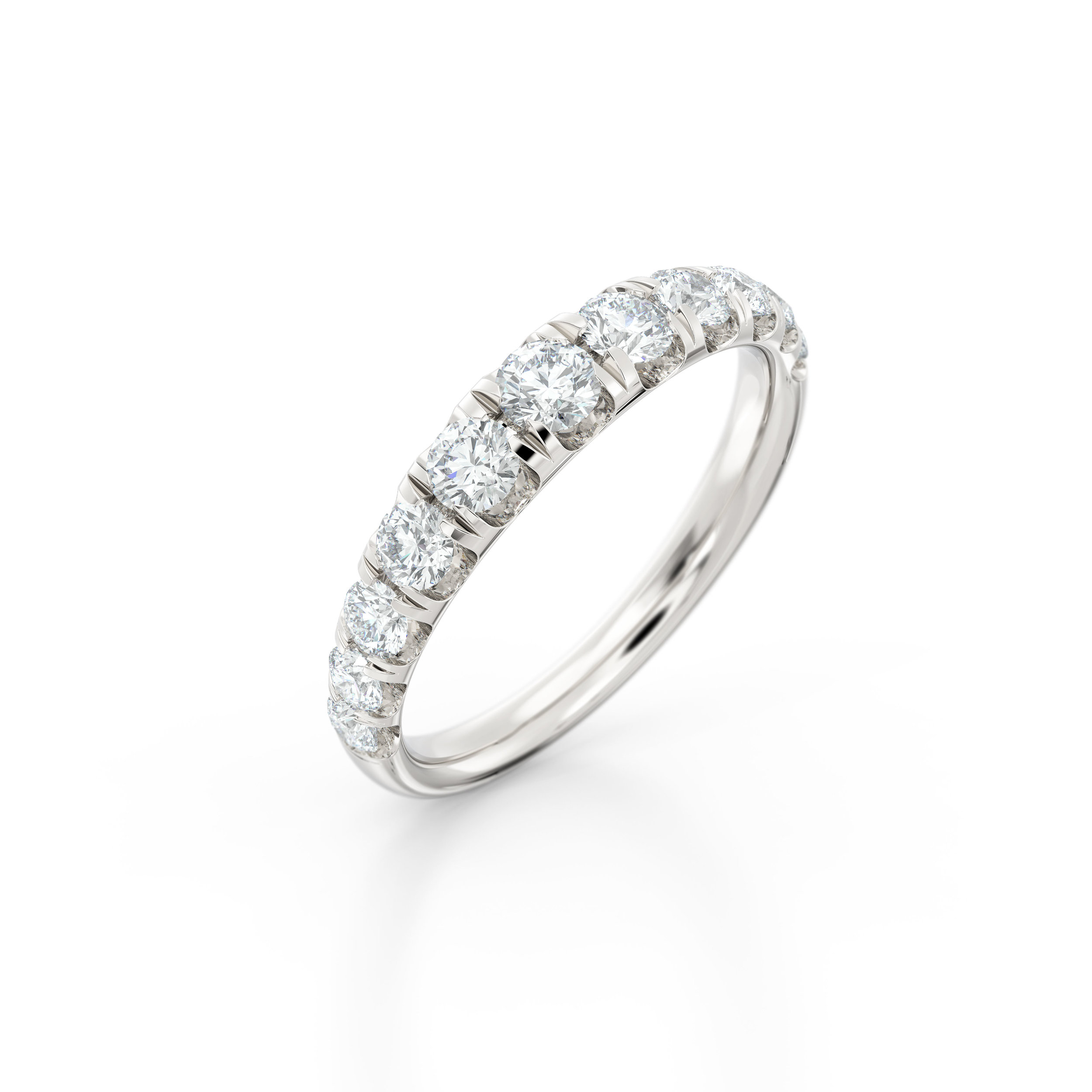 Tapering shared claw eternity ring 