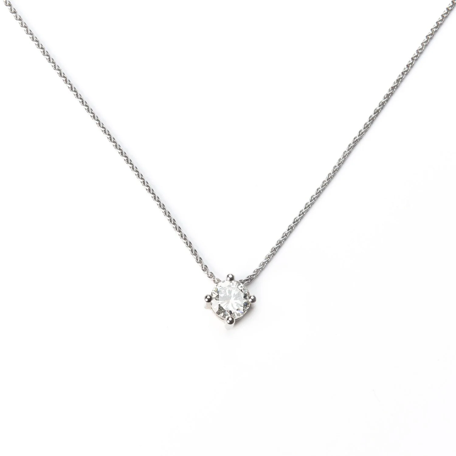 Dancing Diamond Necklace | Aureus Boutique