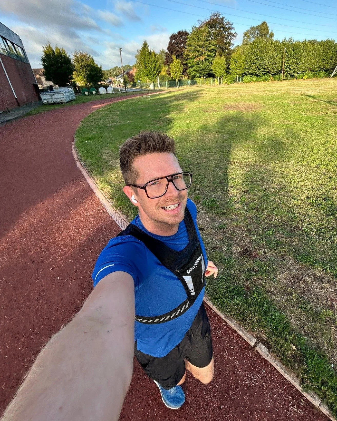 🏃&zwj;♂️ Sporten is voor mij de ideale uitlaatklep om het hoofd leeg te maken.
Gelukkig kan dat in onze stad op h&eacute;&eacute;l veel manieren. 💪 Van atletiek tot voetbal, zwemmen of dans&hellip; Beringen heeft een uitgebreid sportaanbod voor jon