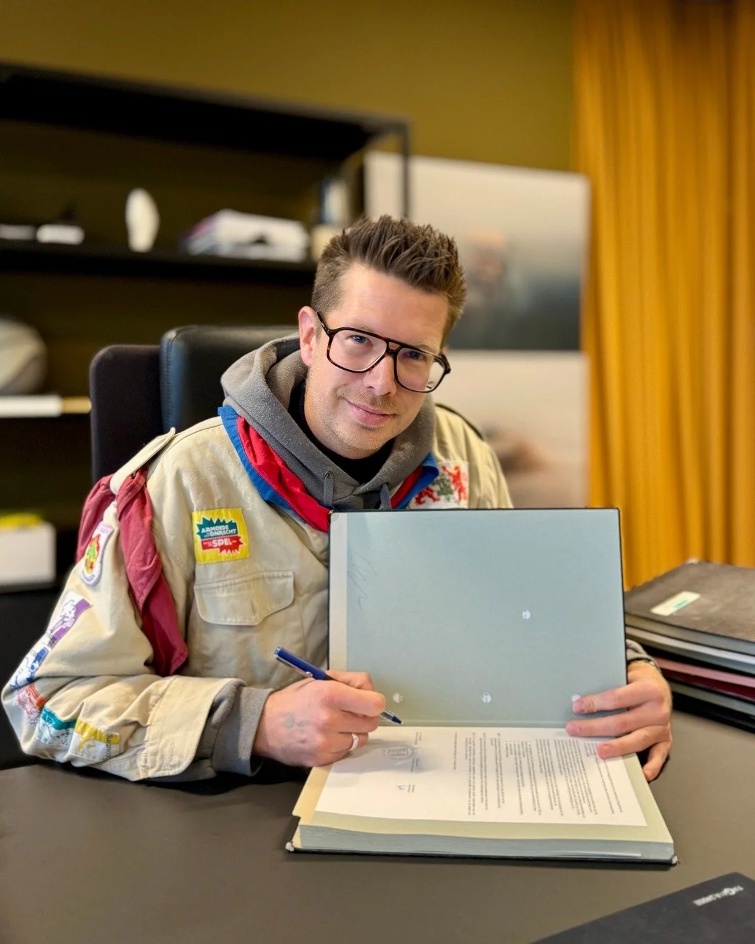 Een echte scout blijft altijd paraat.😉 Fijne Dag van de Jeugdbeweging! 
#DagvandeJeugdbeweging #KwikkeOoievaar