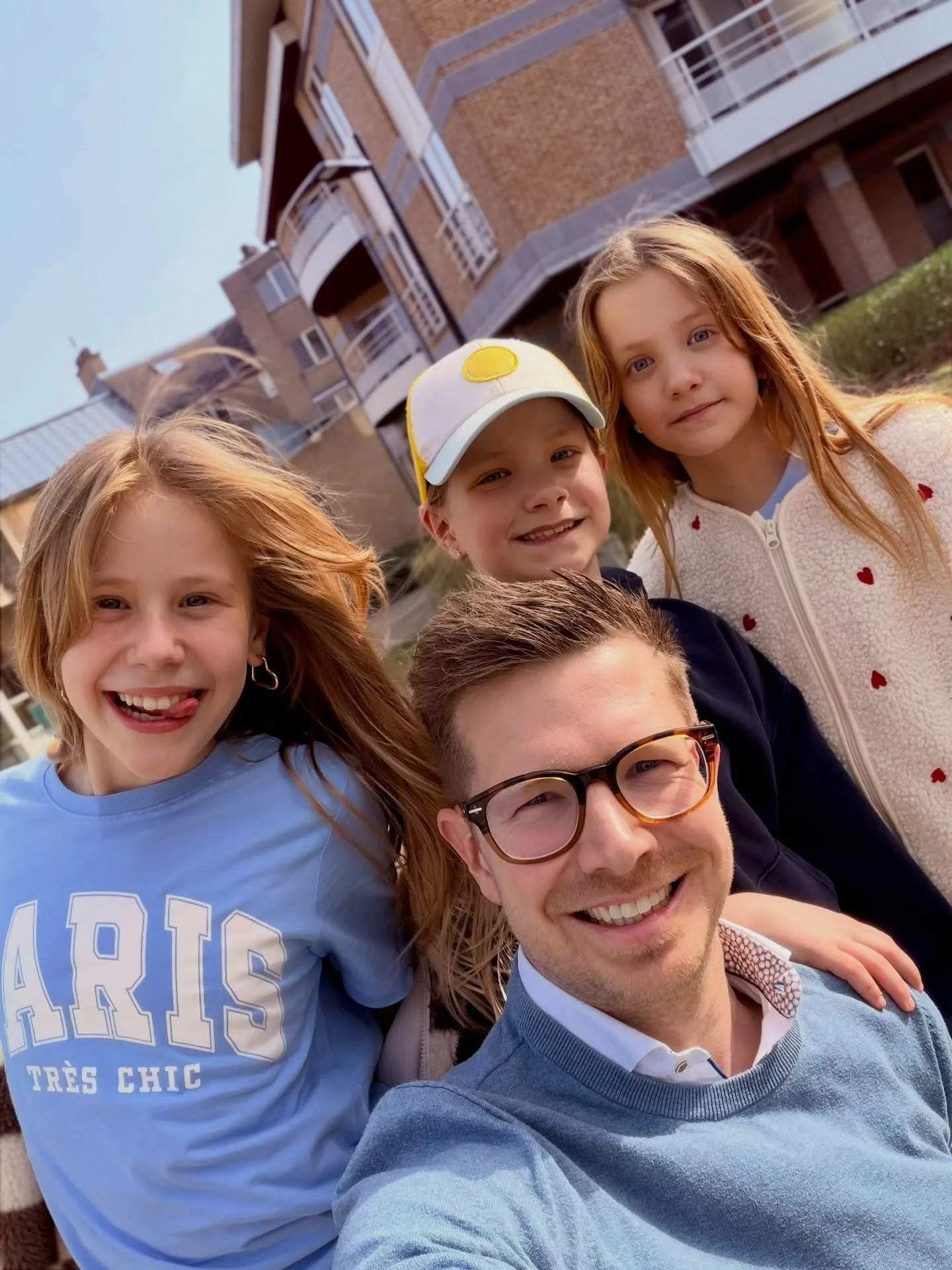 Alle meisjes aan de macht, op deze Internationale Vrouwendag. 💜

Want gelijkheid hoort geen strijd te zijn.