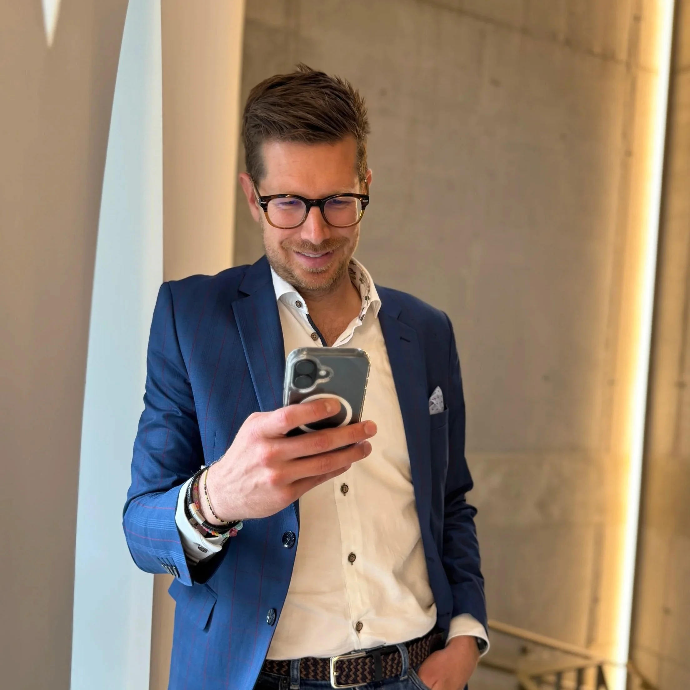 Mijn Stadsapp breidt uit met Be-Alert meldingen en slimme AI-assistent LiSA die 24/7 vragen beantwoordt