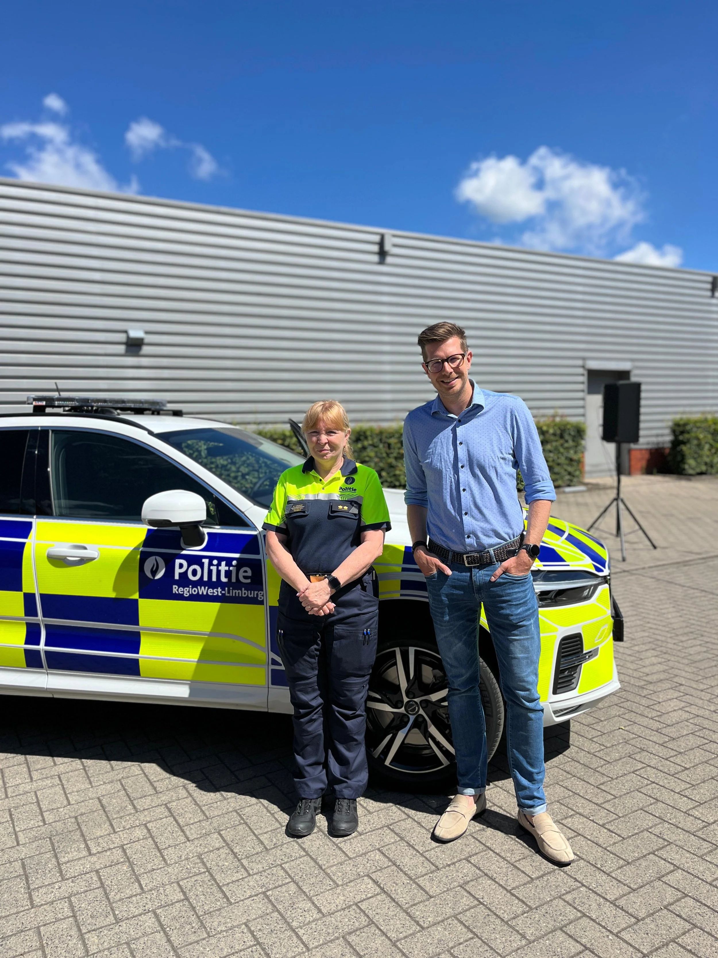 🚨 Nieuwe politiezone Regio West-Limburg officieel van start.

Vanaf vandaag bundelen de politiezones Beringen/Ham/Tessenderlo en Heusden-Zolder hun krachten voor een sterke en toekomstgerichte politiezorg in onze regio. 🤝

Door expertise en middele