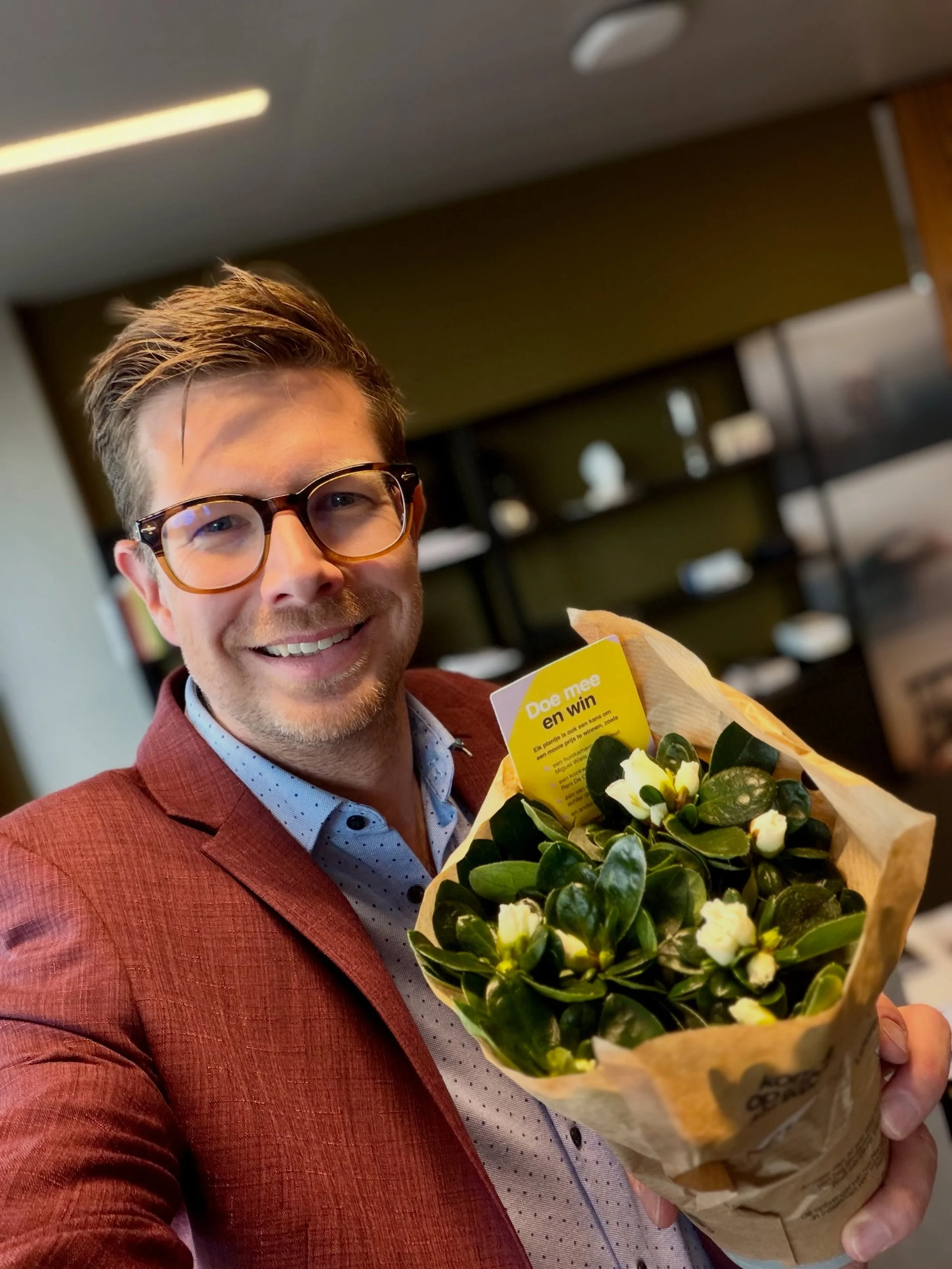 🌺 Een plantje kopen, is mee strijden tegen kanker.

Een klein gebaar om mensen die vandaag door een moeilijke periode gaan een hart onder de riem te steken en tegelijk bij te dragen aan betere behandelingen en zorg. 💛 

Zelf ook een plantje in huis