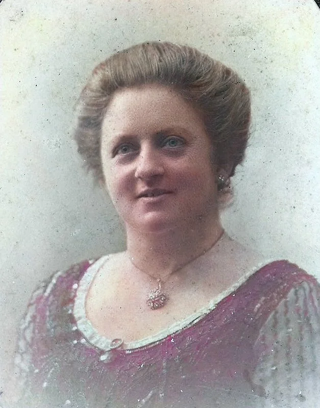 oma en autoritatire mannen in haar leven