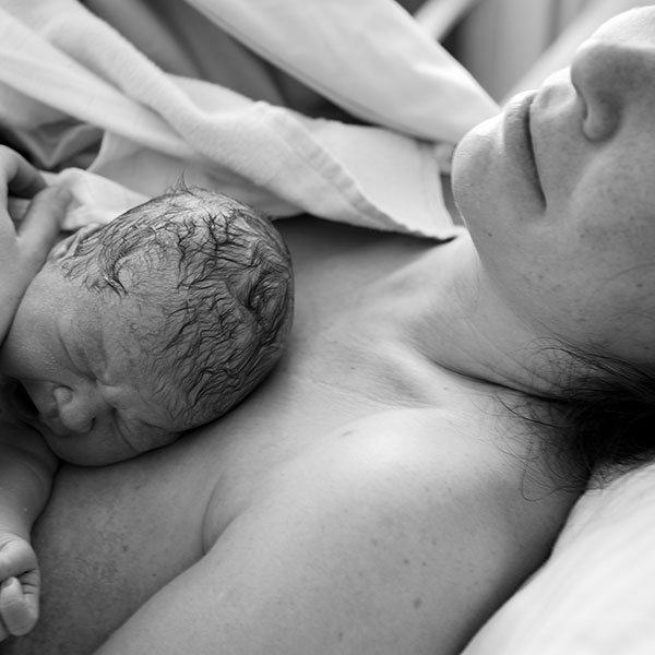  Postpartum Care:Transitioning to the new life in your family is an amazing experience, but the birth process and adjusting to the new baby can be overwhelming. We are here to help. 