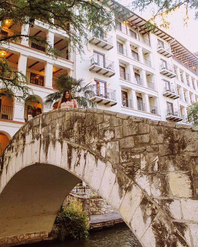 I loved wandering through San Antonio&rsquo;s river walk. It is the largest urban ecosystem in the US. Did you know that? I definitely did not. Where is your favorite green space? 🌱