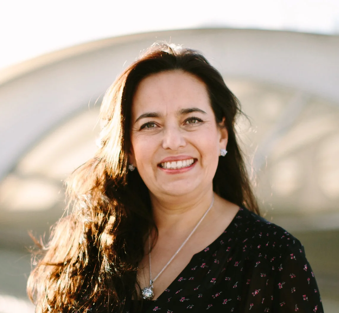 Alexandra Obando Psicóloga , especialista en Gestión Humana, Coach Certificada AIAC, Certified Trainer en Lego Serious Play y Points of You. Más de 20 años de experiencia en temas de liderazgo, desarrollo organizacional, competencias y transformación a través de herramientas no convencionales.