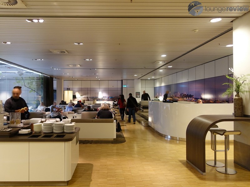 AMS-aspire-lounge-26-ams-04708.jpg