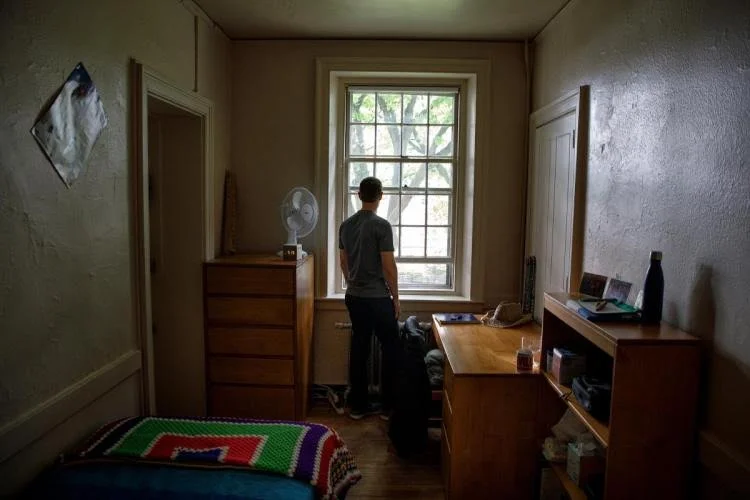 zuckdorm.jpg