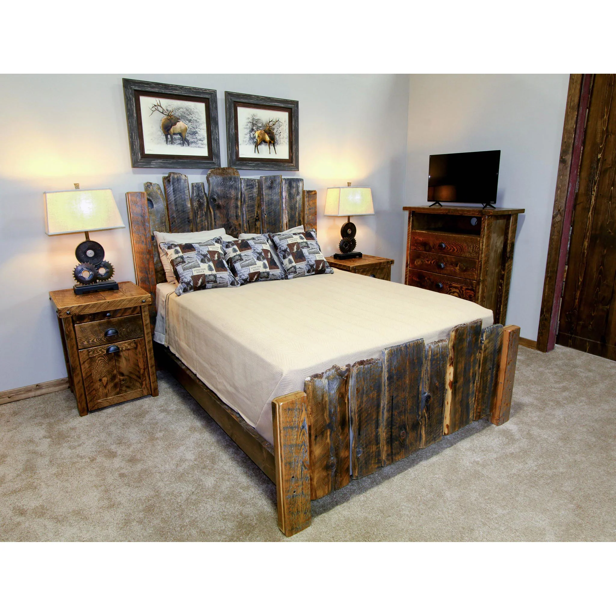 rocky mountain fence This bed is made of reclaimed fencing - no two beds are alike!